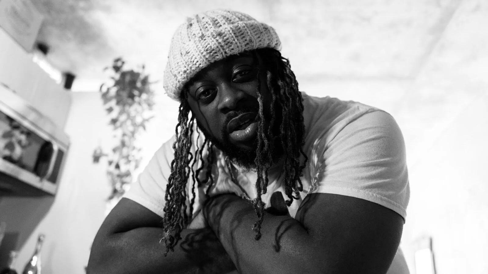 Charlie Noiir - Reasons (Official Video)