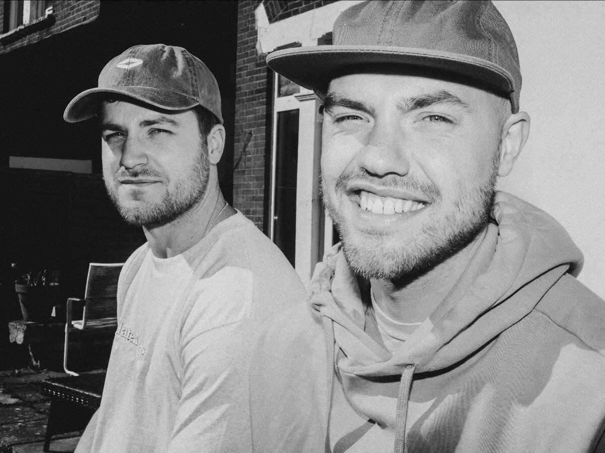 Summer Sons ft: Eerf Evil - This N That (Single)