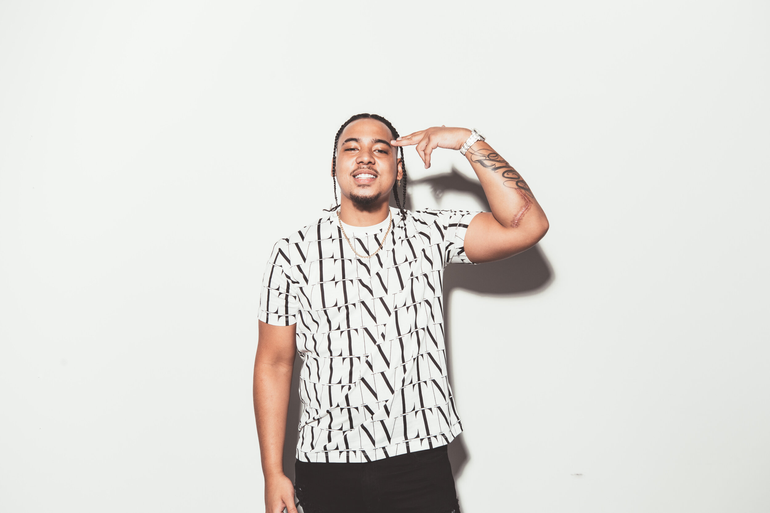 Youngn Lipz - Area Baby (Album) + 10 Questions