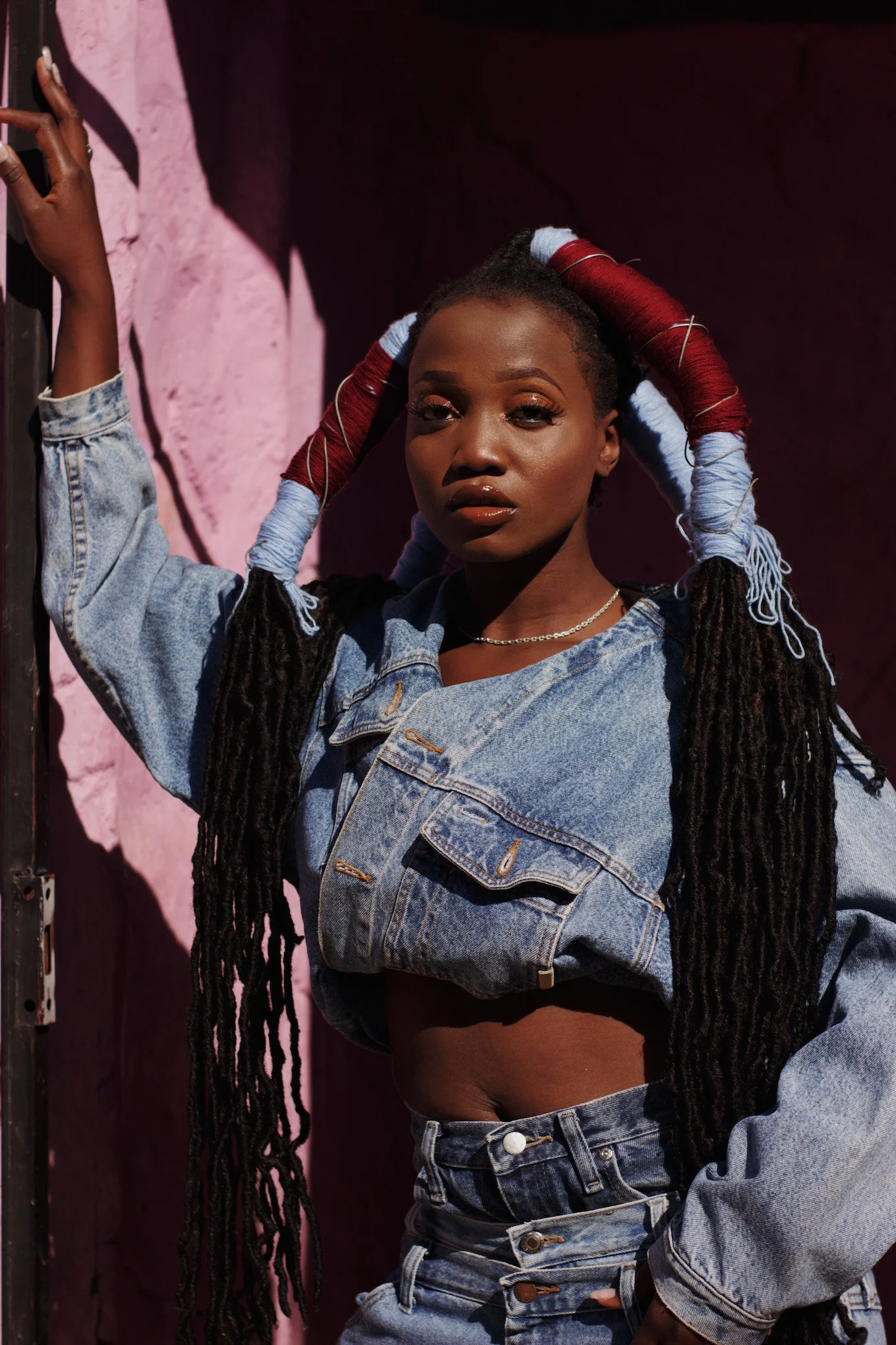 Kaleo Sansaa - Black Light (Official Video)