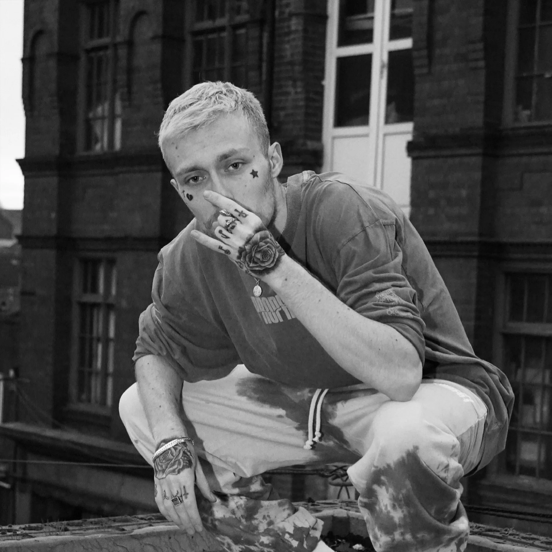 Mangm - Bonnie &amp; Clyde (Official Video)