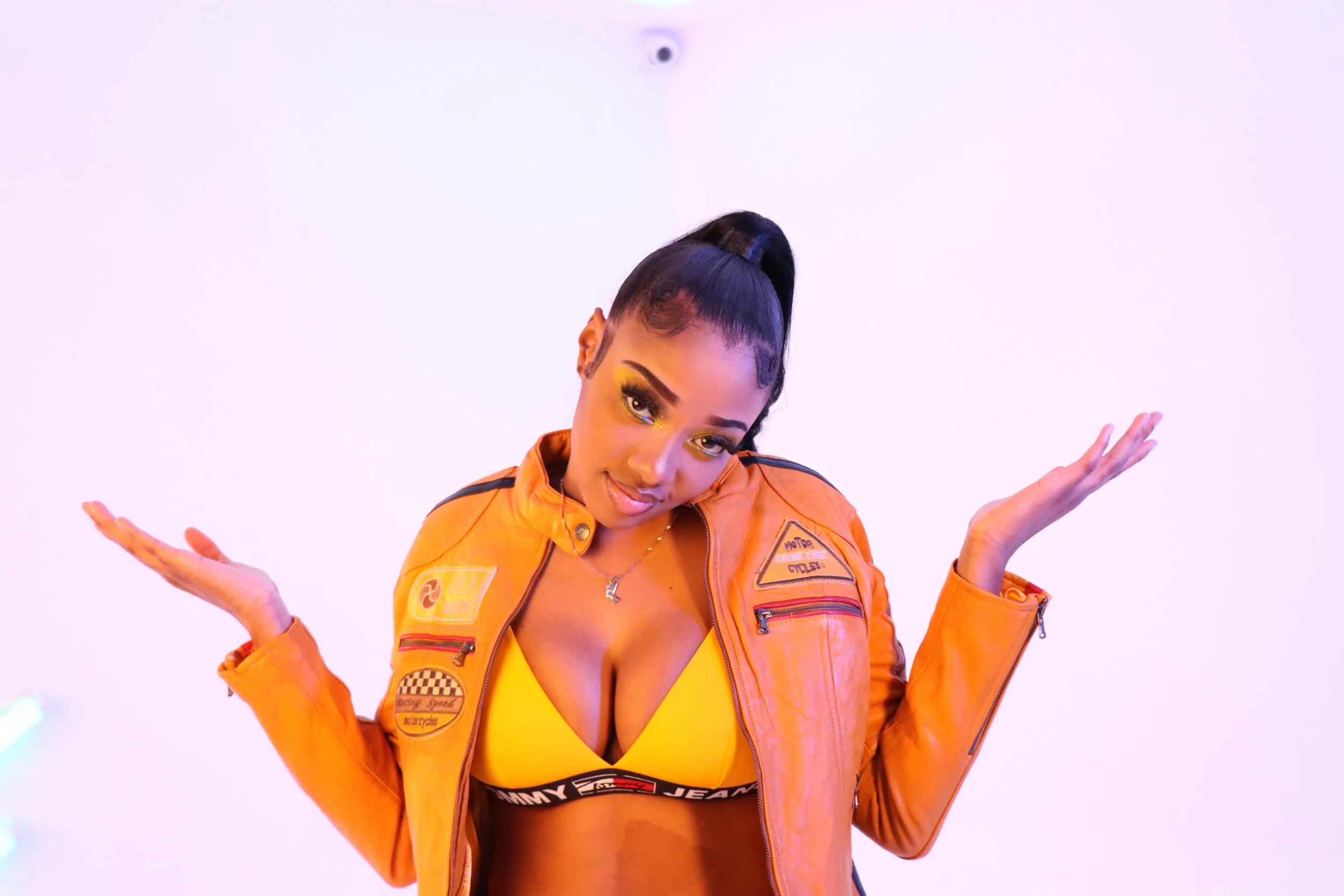 Wohdee - Wauww (Official Video)