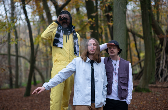 KeepVibesNear ft: Harvey Whyte + Luke RV - Late Night Link (Official Video)