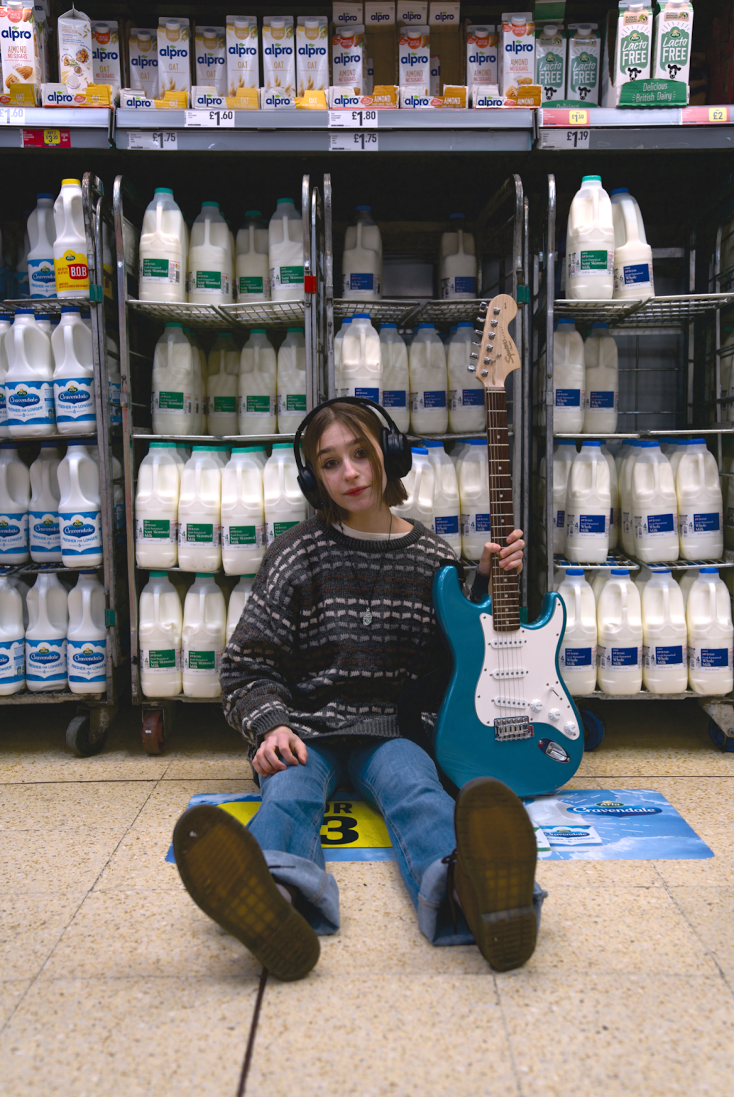 Lexie Carroll - familiar stranger (Official Video)