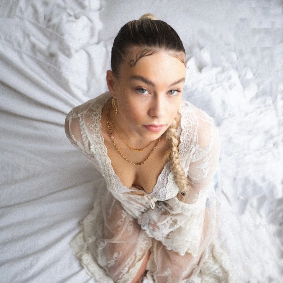 Sophia Lili - Only One (Single) 