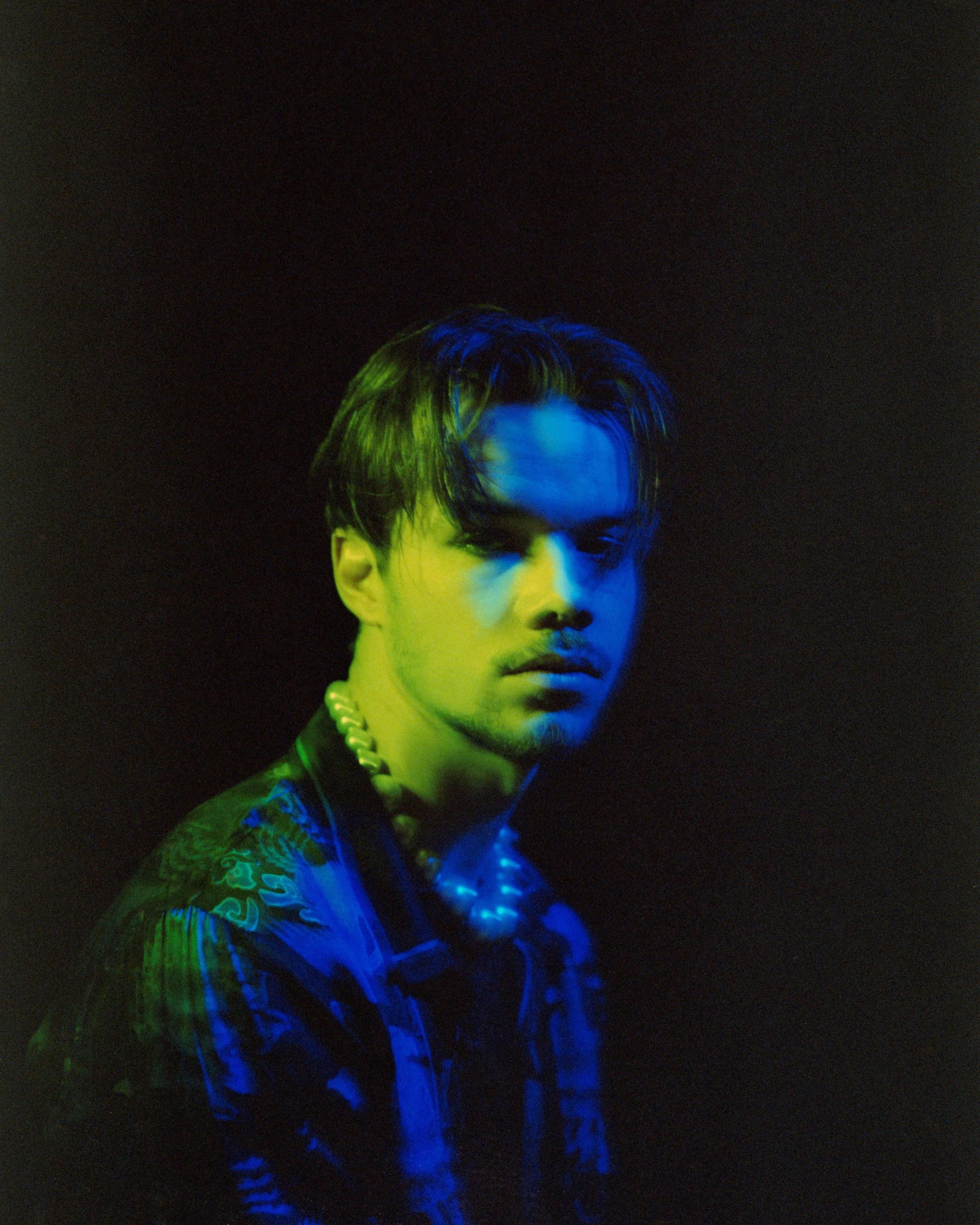  Oscar Jerome - Sweet Isolation (Official Video)