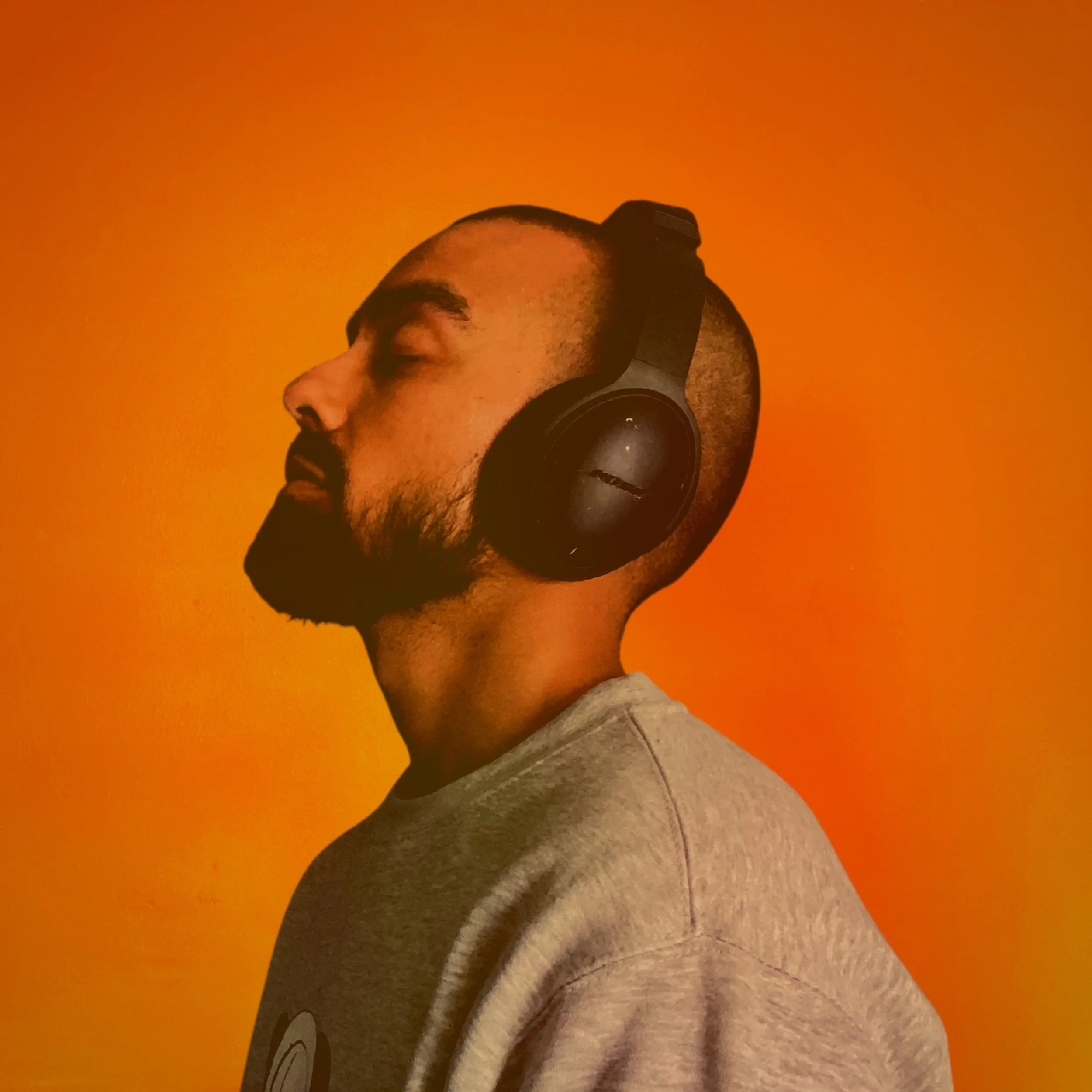 PREMIERE: KaeDee - Forgive Me (Single) + 10 Questions