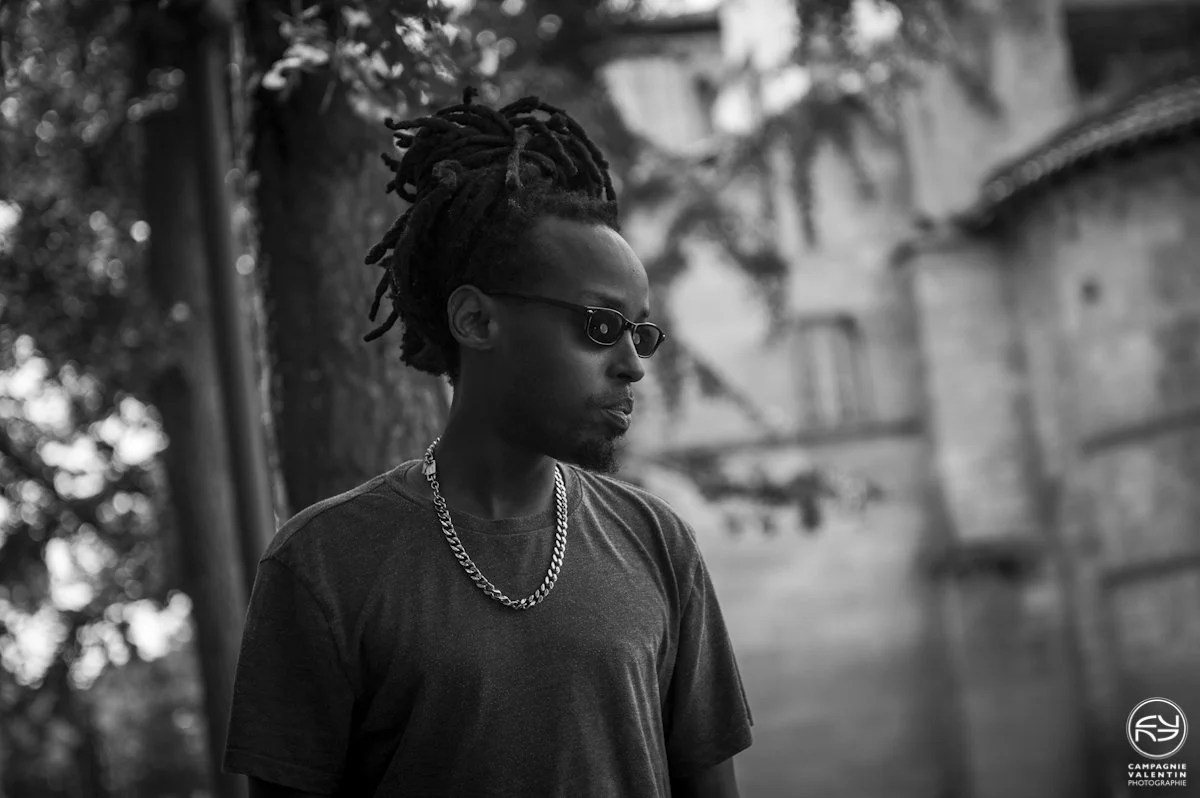 Mood Supachild - Hate on You (Official Video)