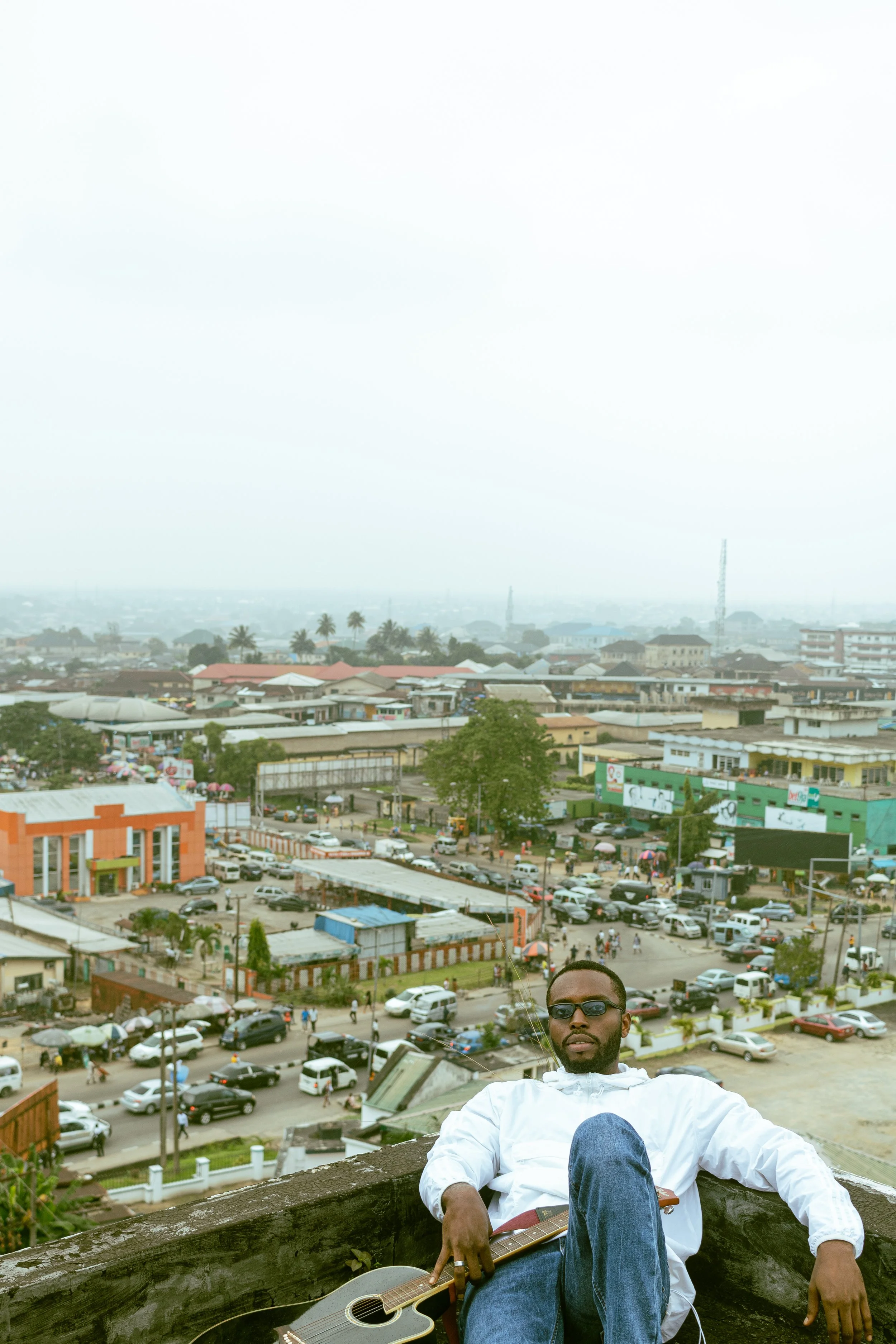 Efi Cruise - Don't Listen (Single)