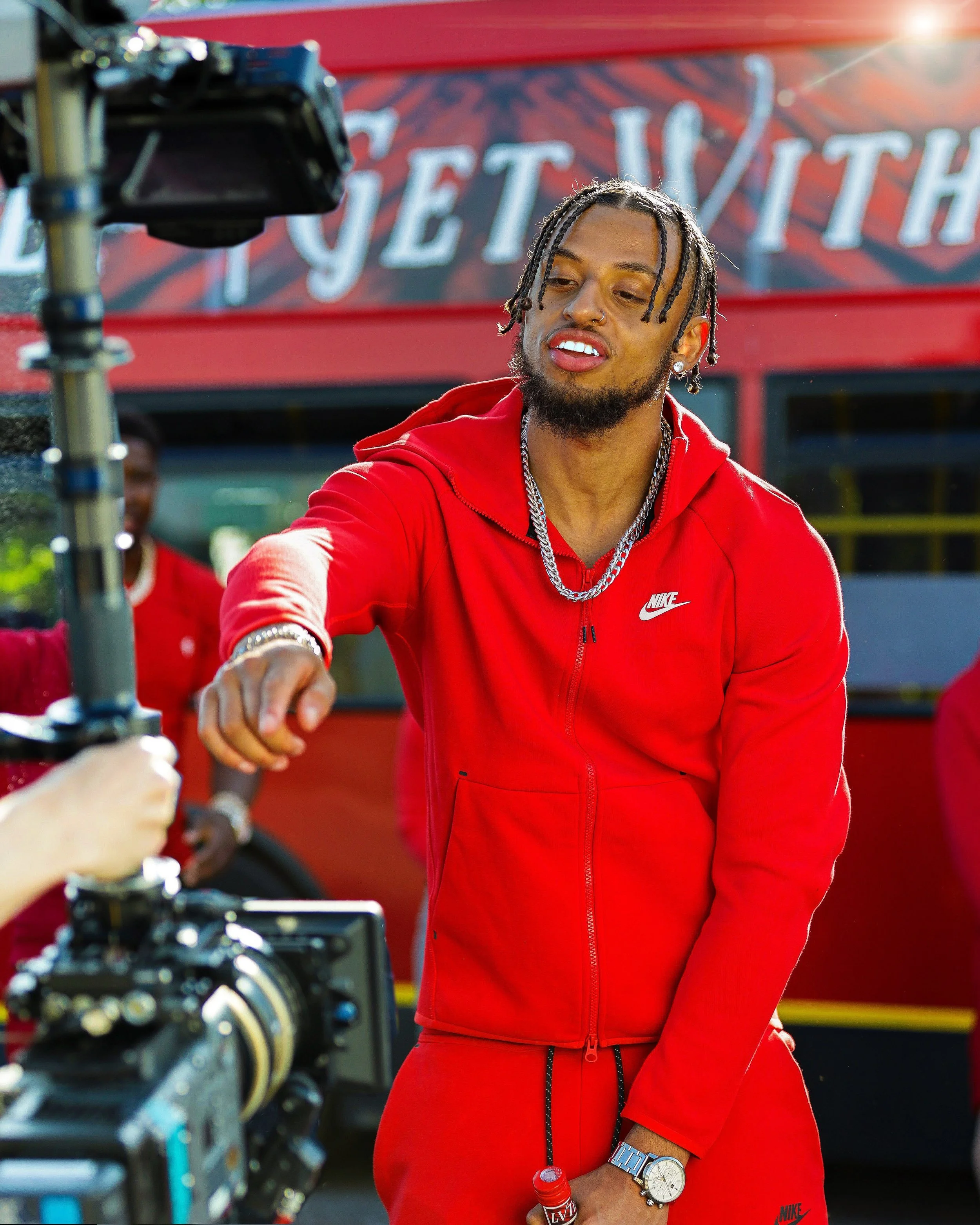 LVTee - Get With Me (Official Video)