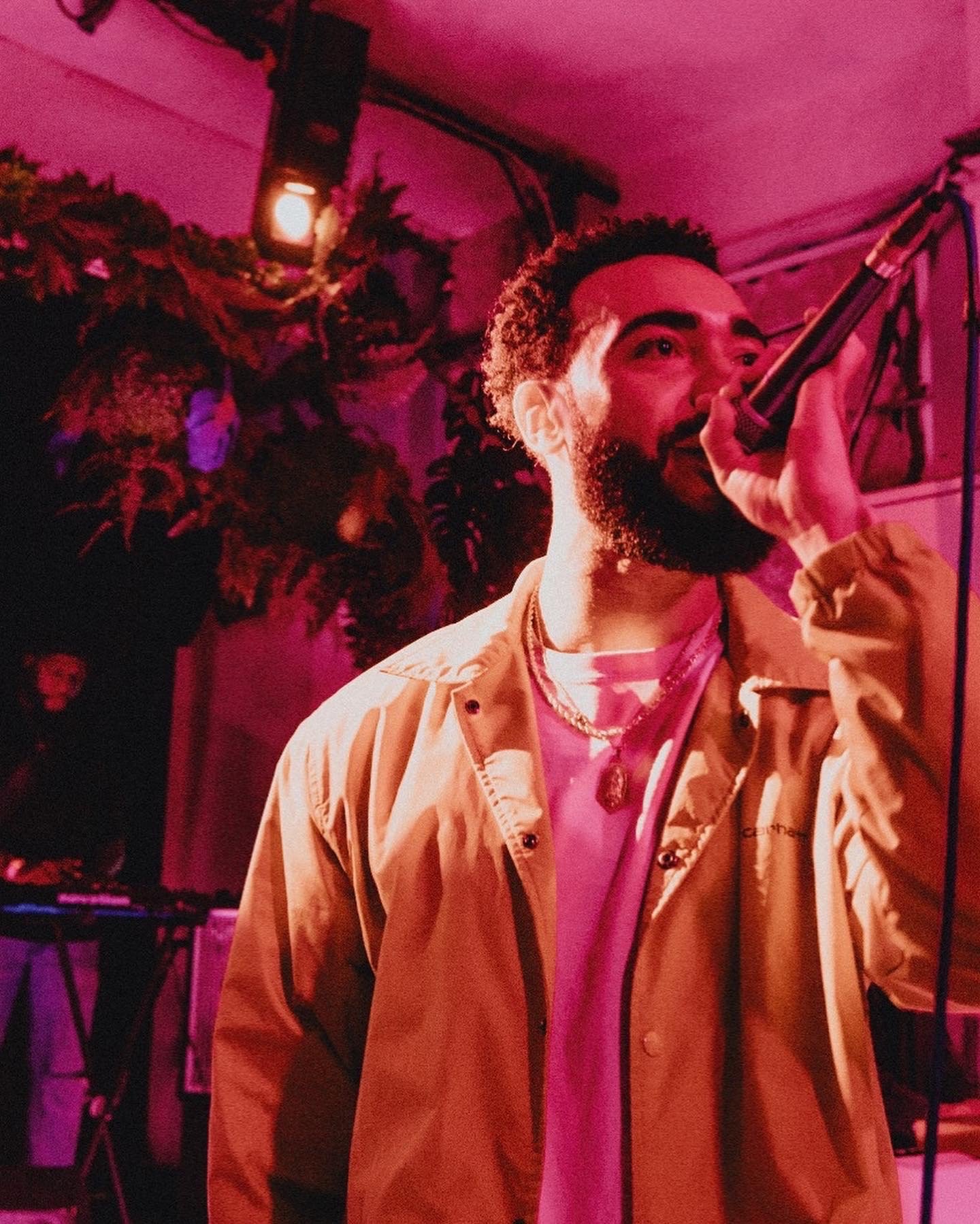 AyiTe - Mel Made Me Feel Freestyle (Single)