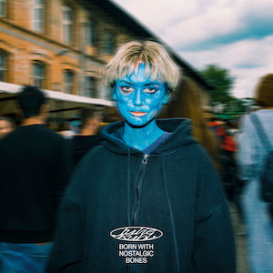 Julie Kuhl - Born With Nostalgic Bones (Album)