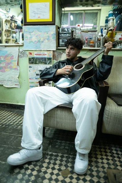 Emir Taha - Off Days (Colors Session)