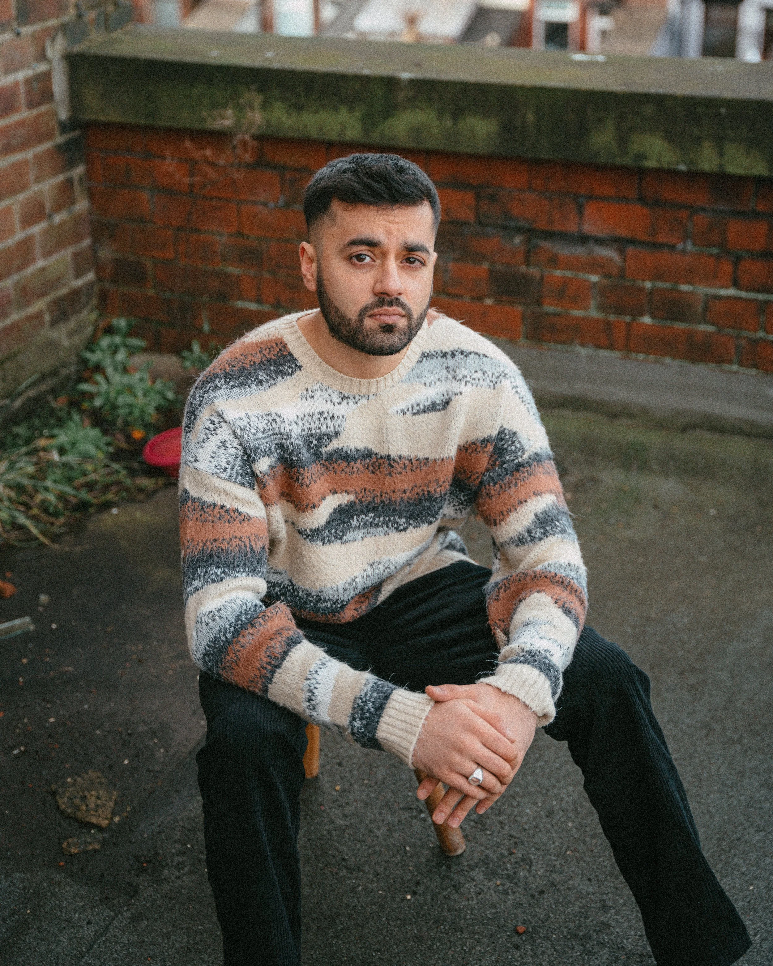 PREMIERE: Medley - Chapters (EP) + 10 Questions