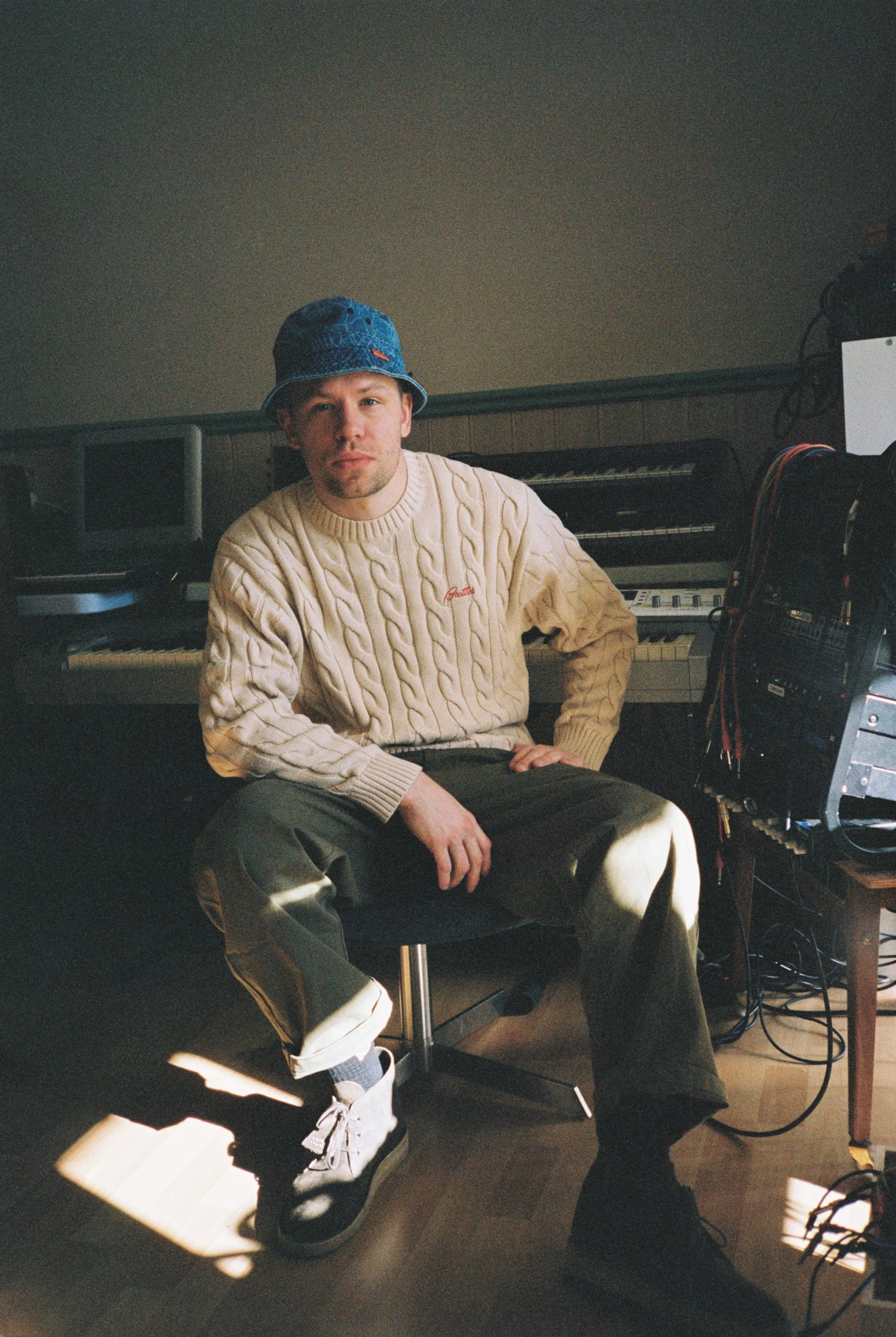 Ivan Ave ft: Children of Zeus - Inthecut (Single)