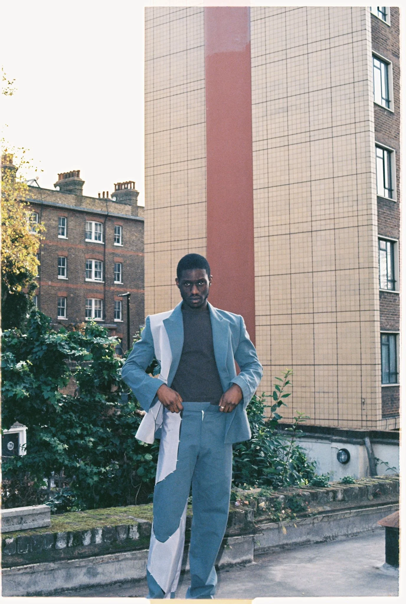 Rarelyalways - REVIEW (Single) + 10 Questions