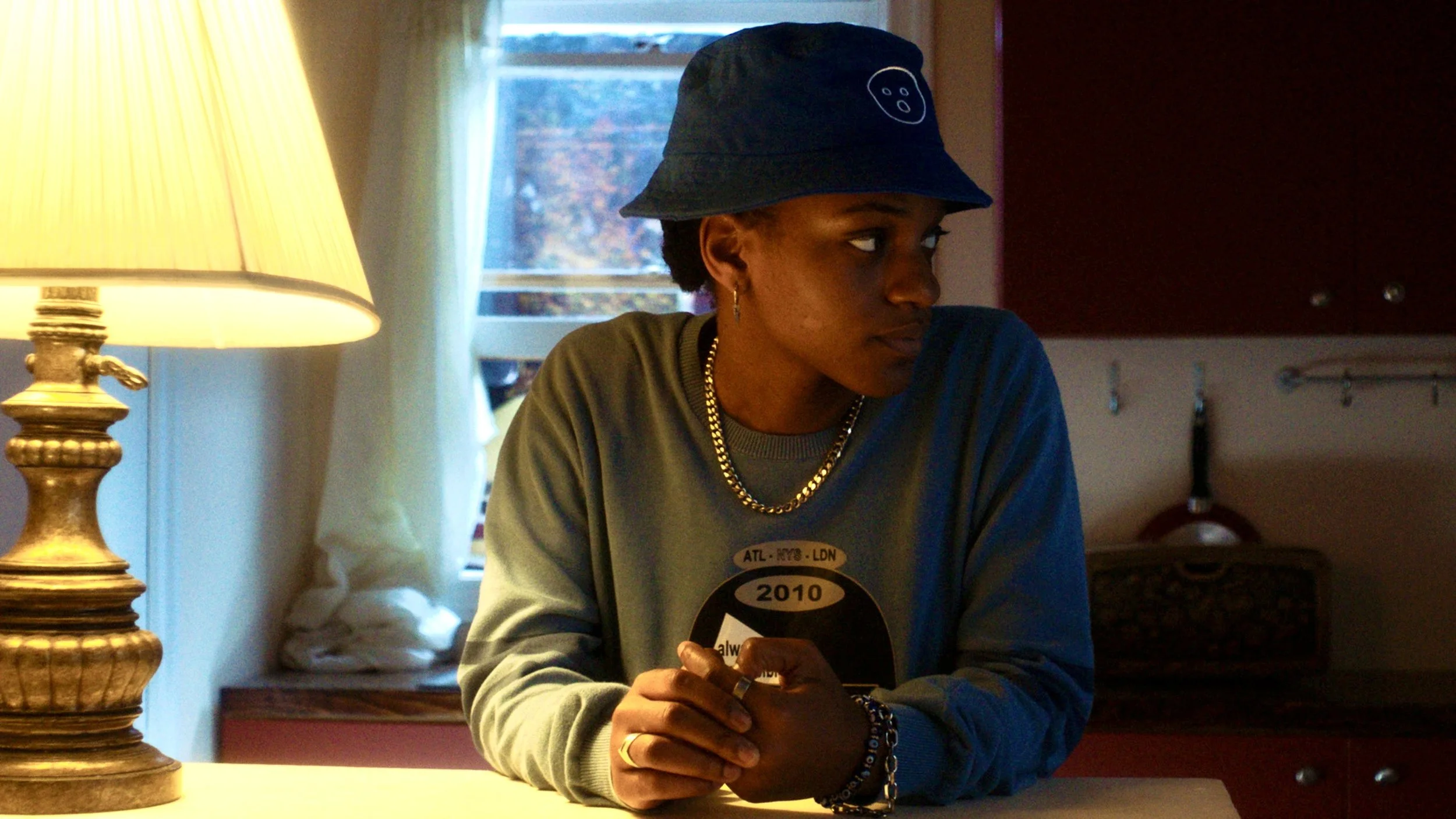 ENAKA - Heart Strings (Single)