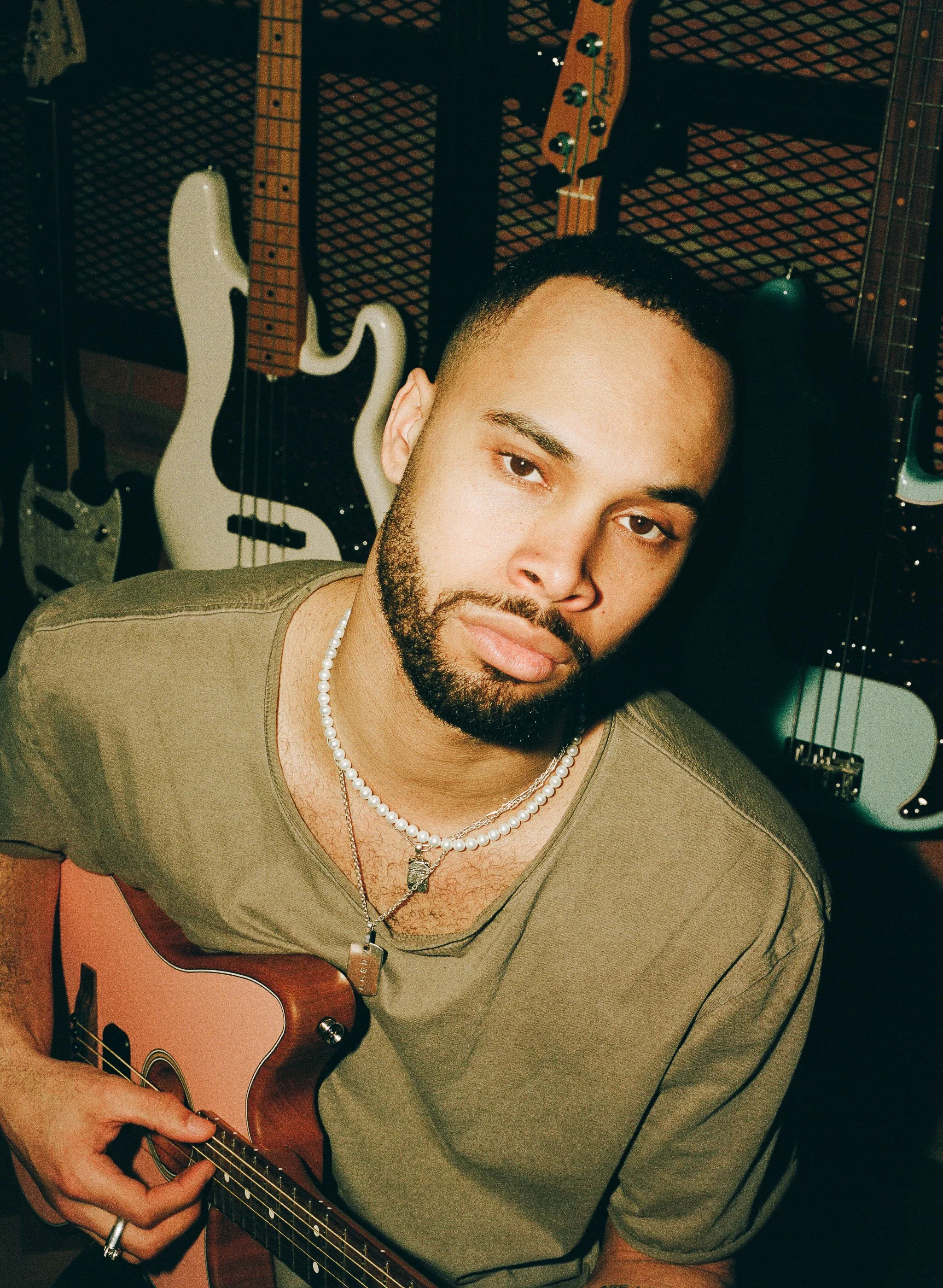 Santino Le Saint - i would if i could (Single)