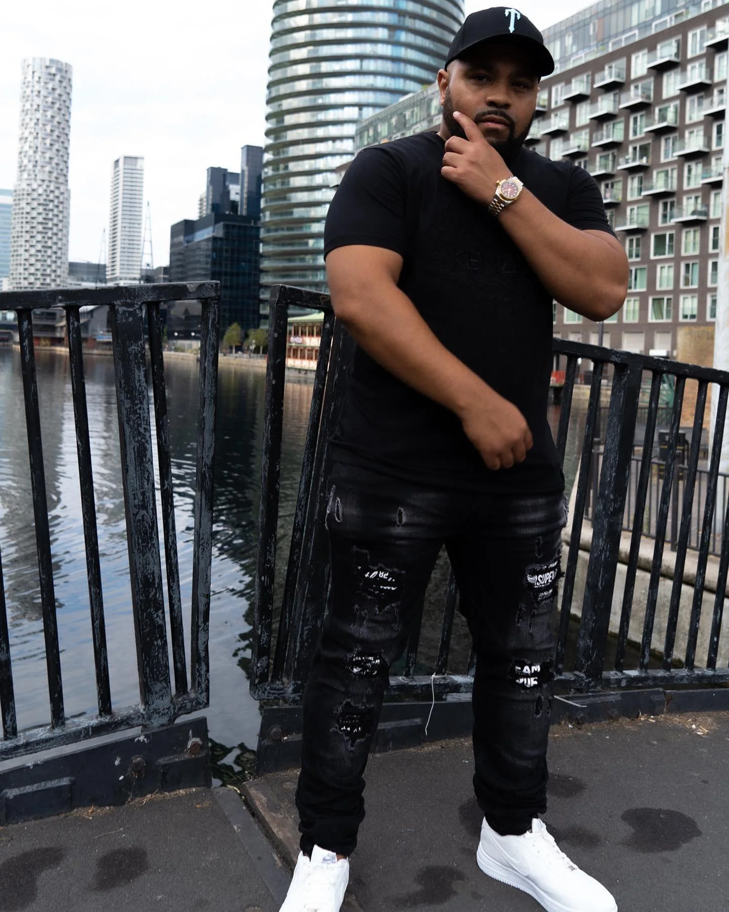 PREMIERE: Poshbwoy ft: Reece West &amp; Bugsy Gmb - Keyboard Warrior (Official Video) + 10 Questions