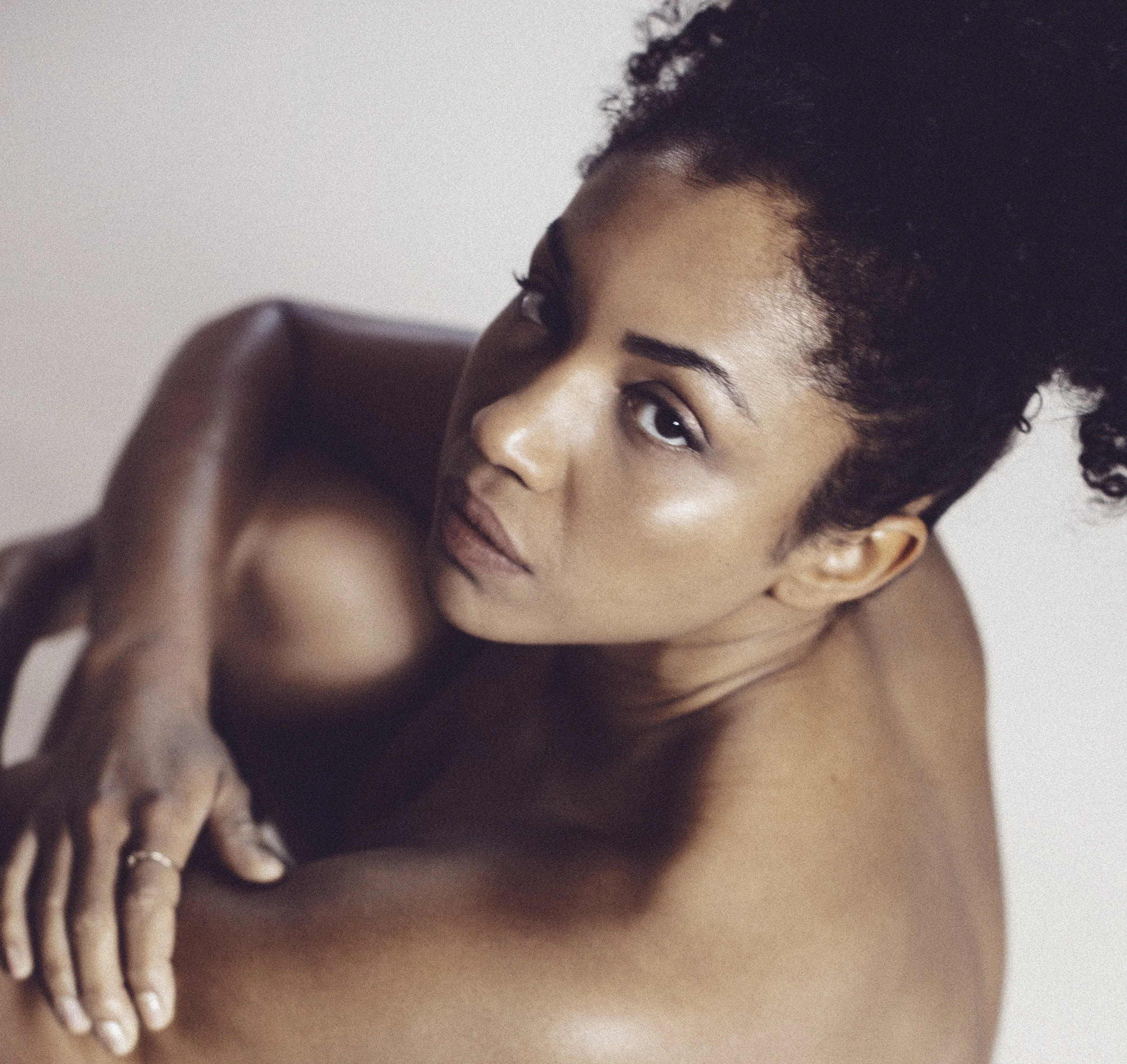 PREMIERE: SOUKOU - Family (Single)