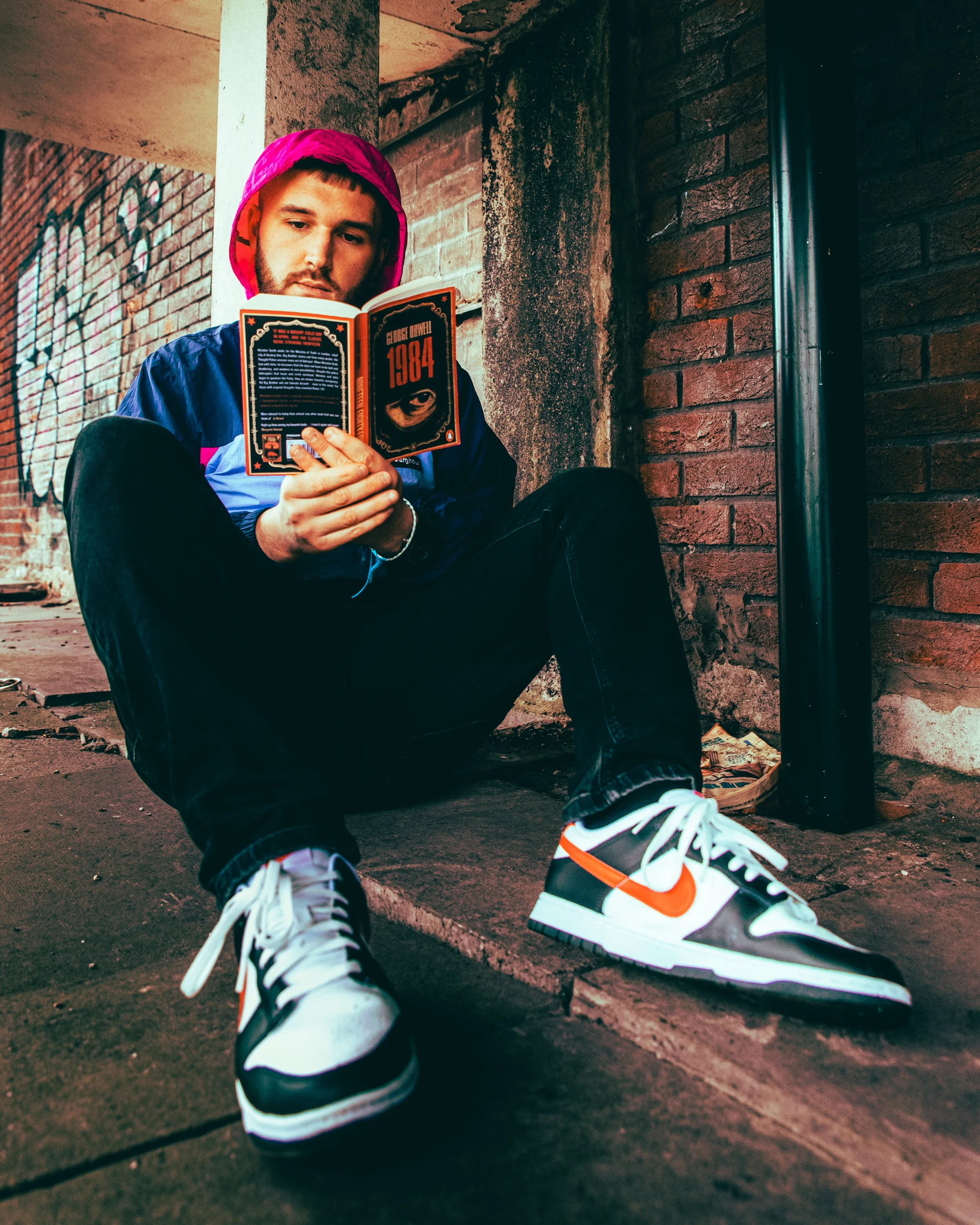 PREMIERE: Cigarettes and Scratchcards - 1984 (Official Video) + 10 Questions