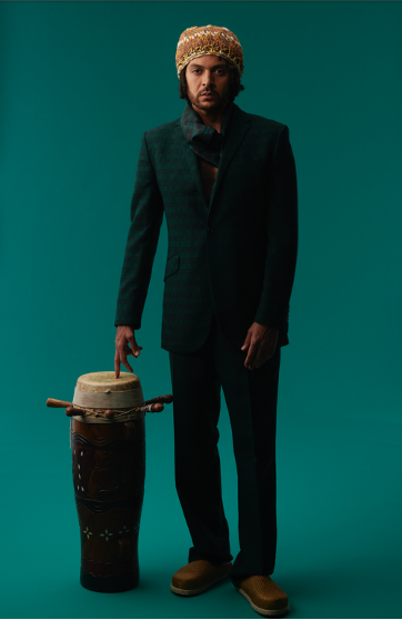 Yussef Dayes ft: Venna &amp; Charlie Stacey - Black Classical Music (Single)