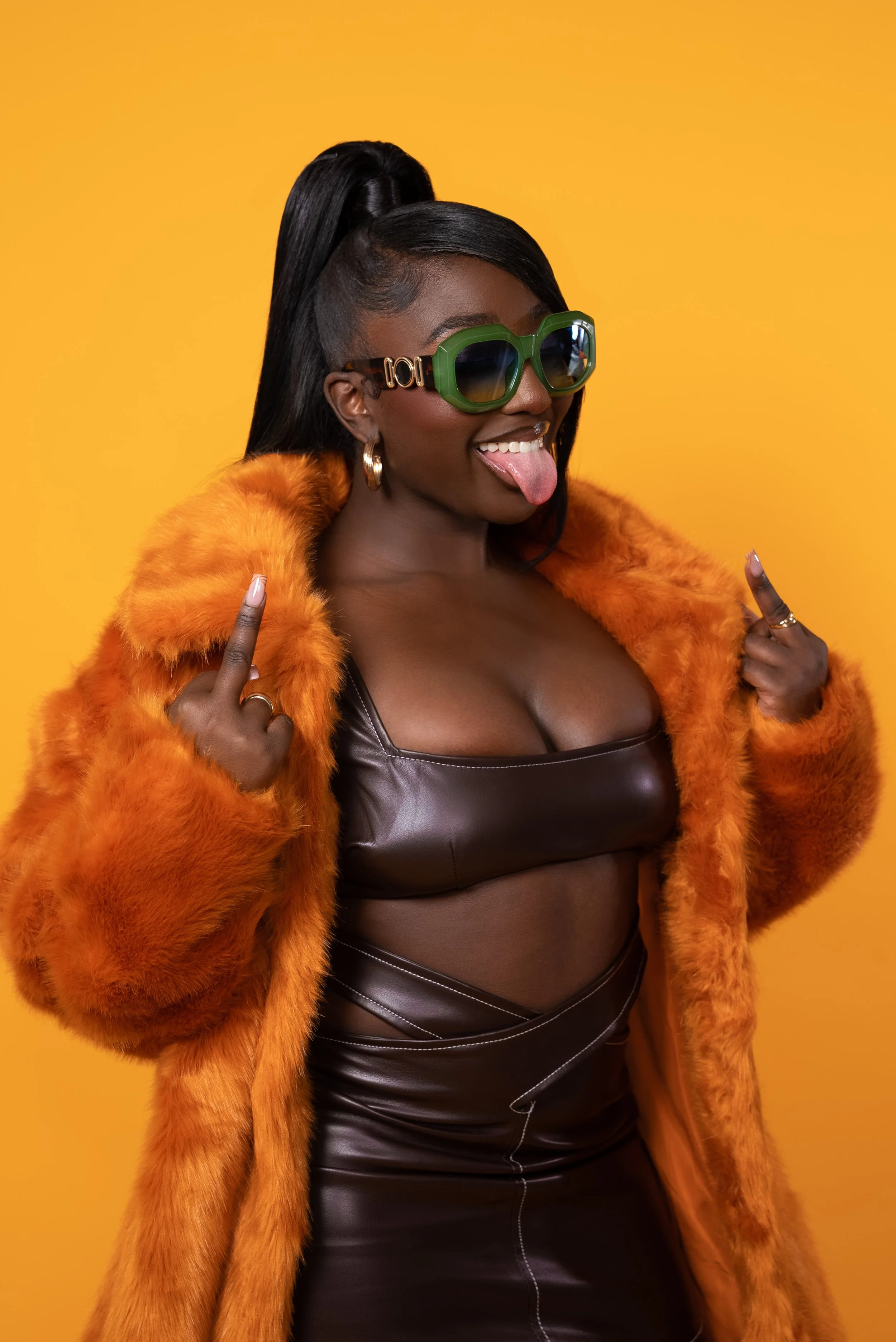 Br3nya - Outside (Official Video)