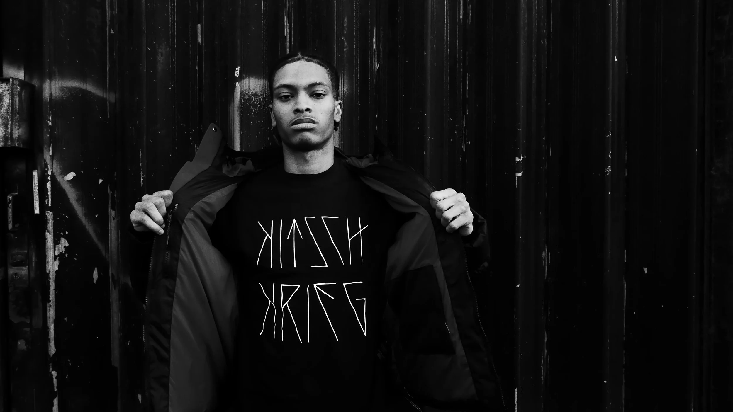 KITSCHKRIEG ft: Nemzzz - Trenchezzz (Official Video)