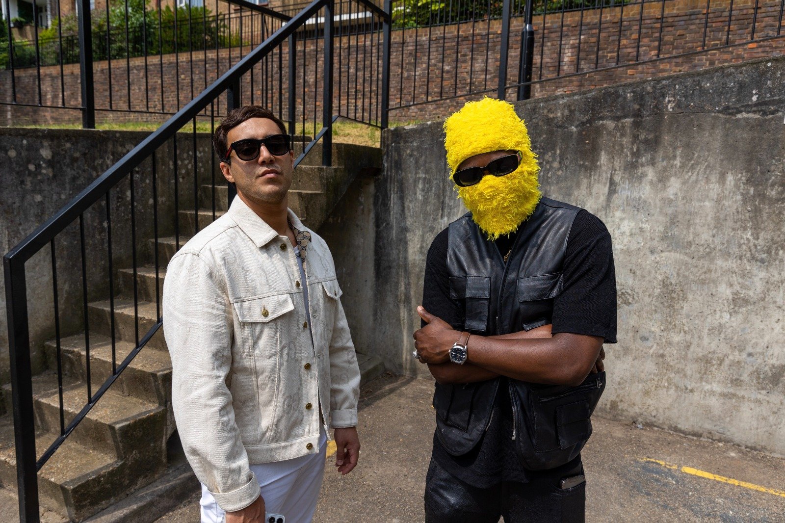 Holmes ft: Koder - SE Boy (Single)