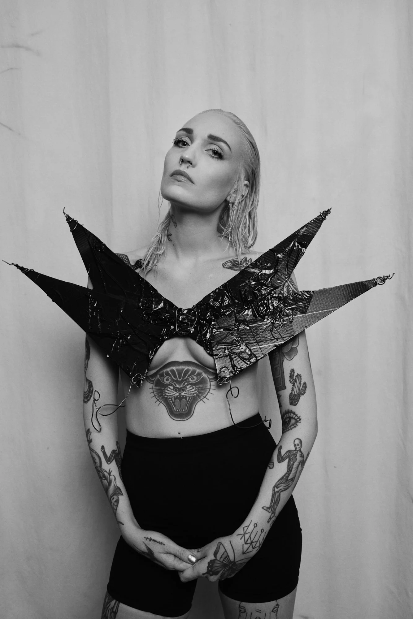 iönä - TICK TICK (Single)