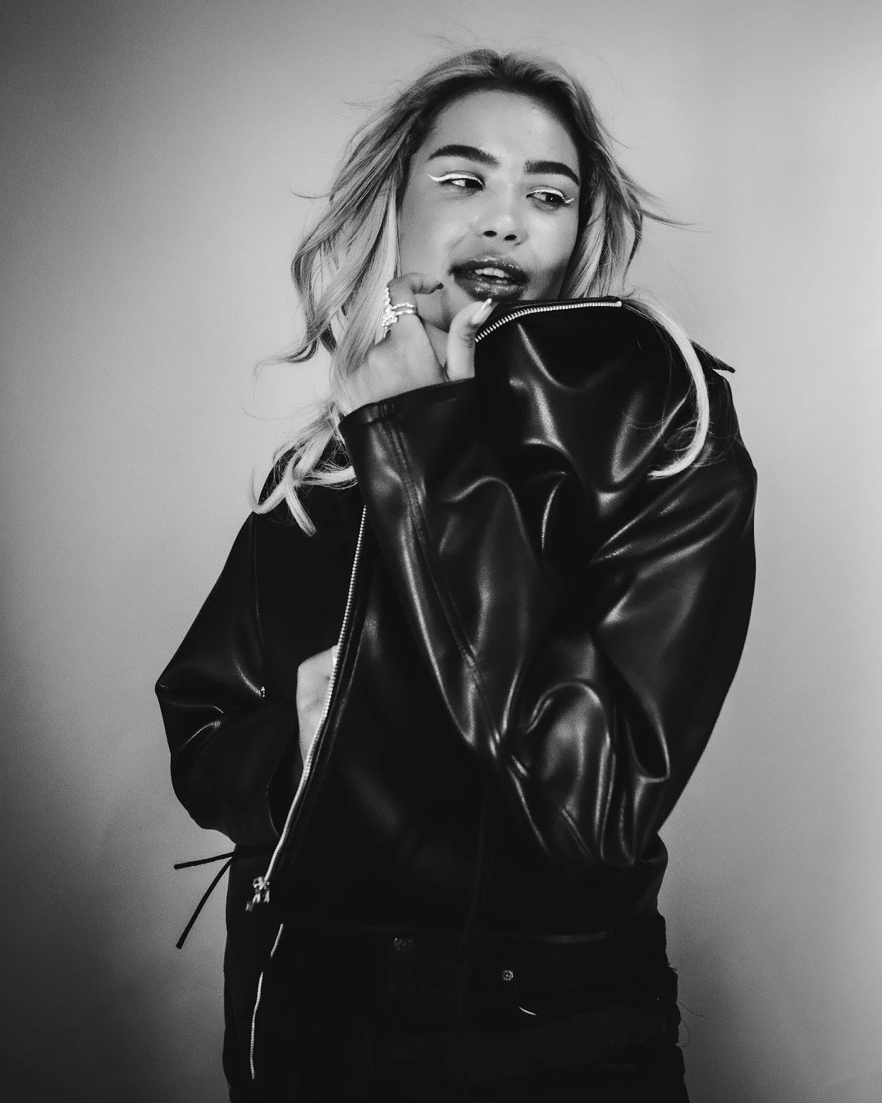 LUCIIA - WITH II EYES (EP)