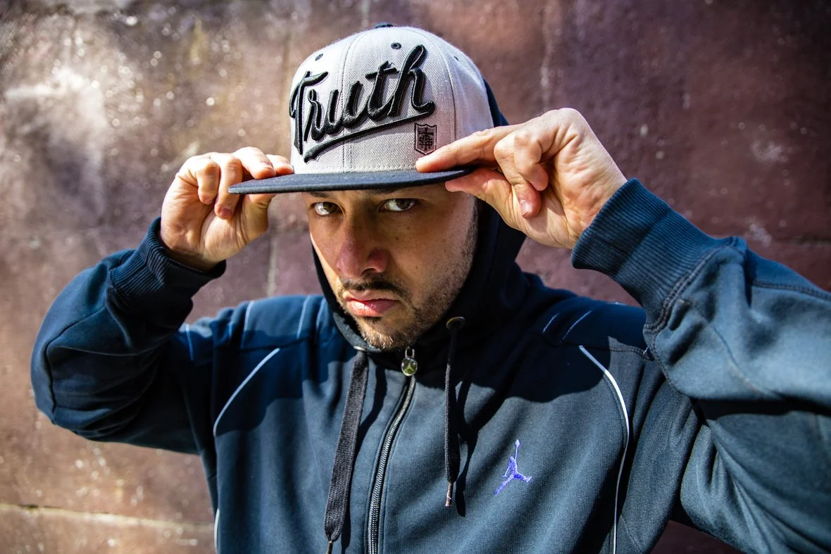 &nbsp;Truth - Here &amp; Now (Official Video)