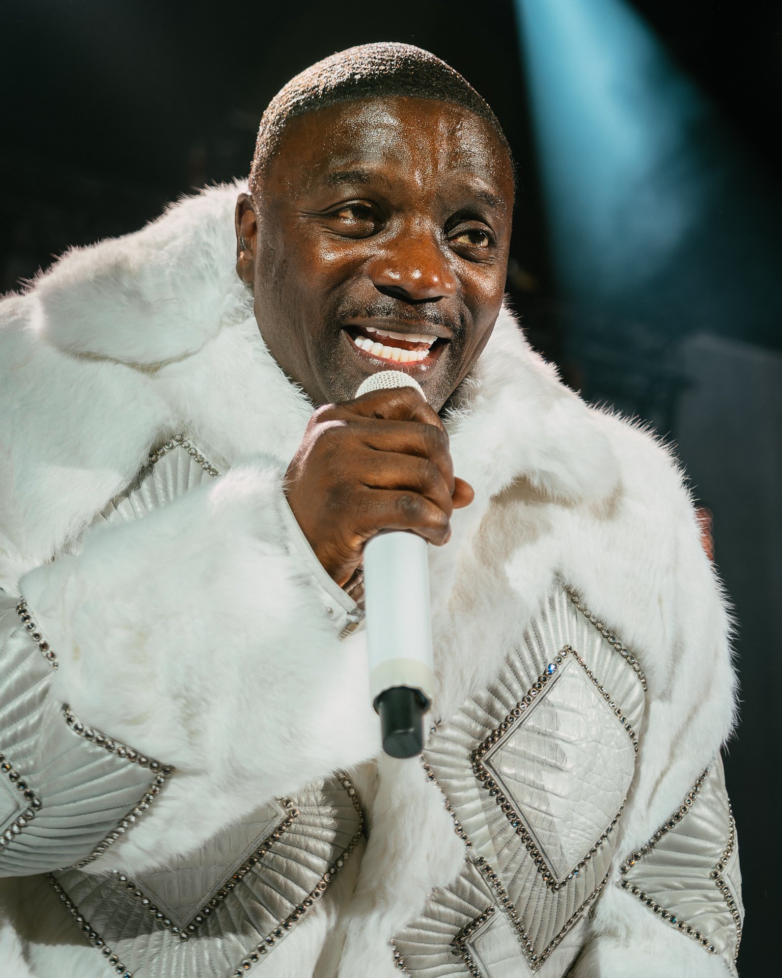 Akon-Apollo-April-28-2024-Screen-11.jpg