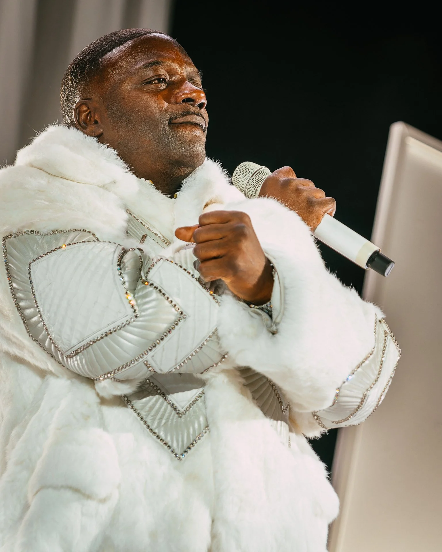 Akon-Apollo-April-28-2024-Screen-13.jpg