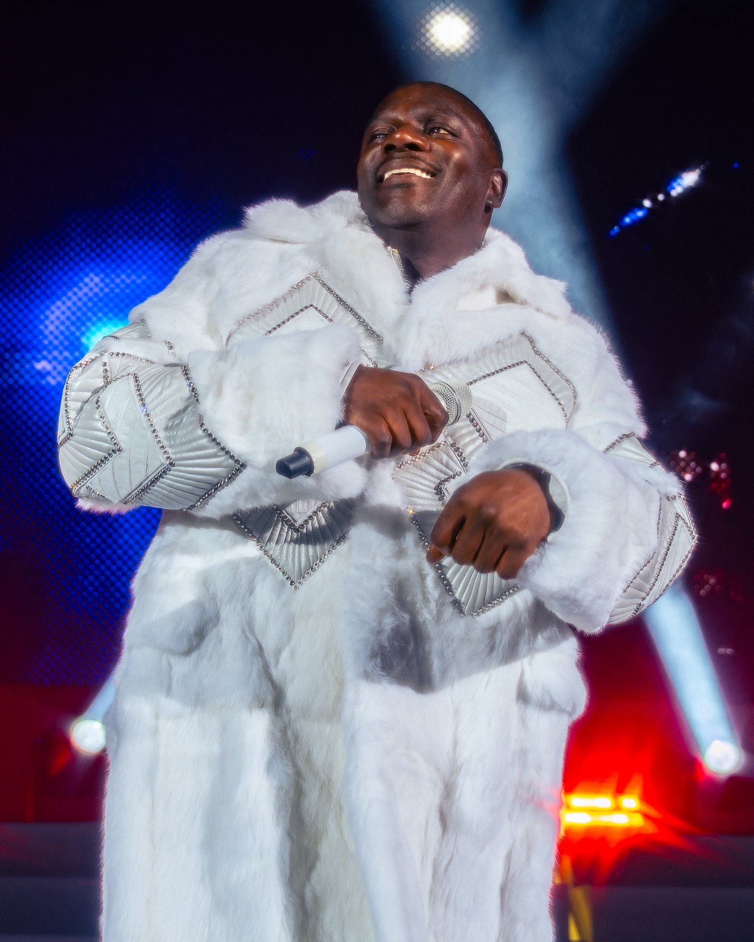 Akon-Apollo-April-28-2024-Screen-19.jpg