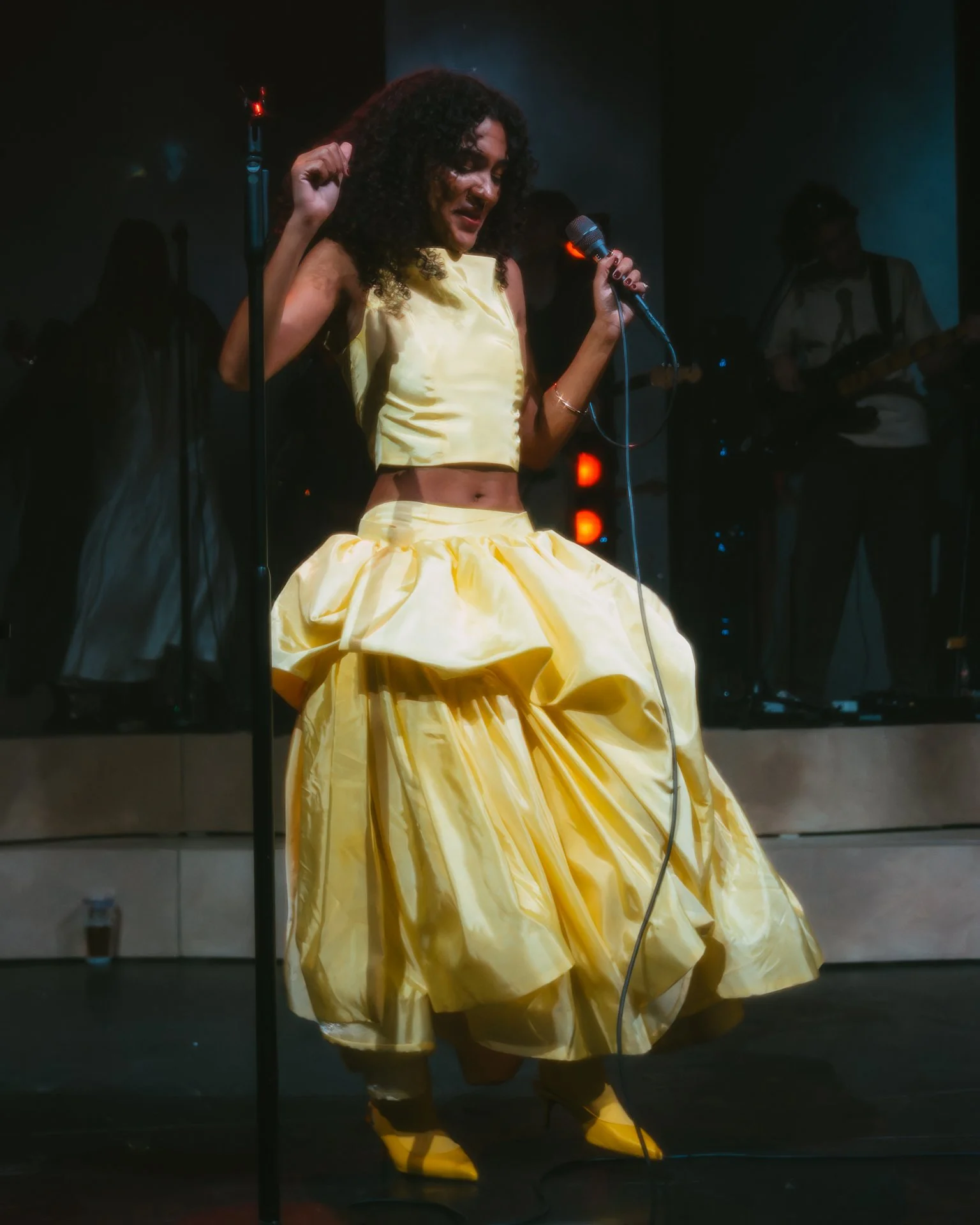 Olivia-Dean-Hammersmith-Apollo-May-05-2024-Screen-44.jpg