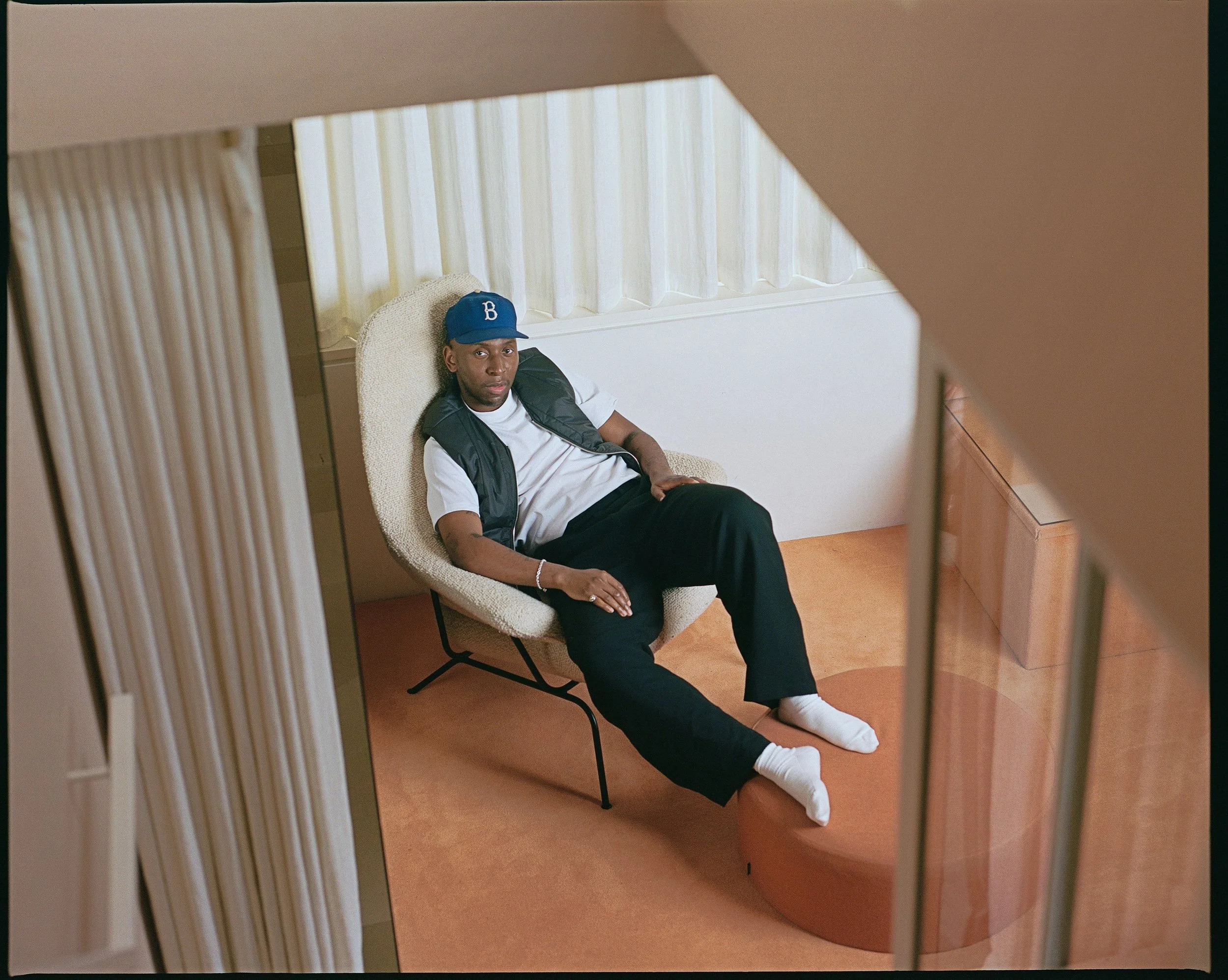 Samm Henshaw ft: KIRBY - Fade (Official Video)