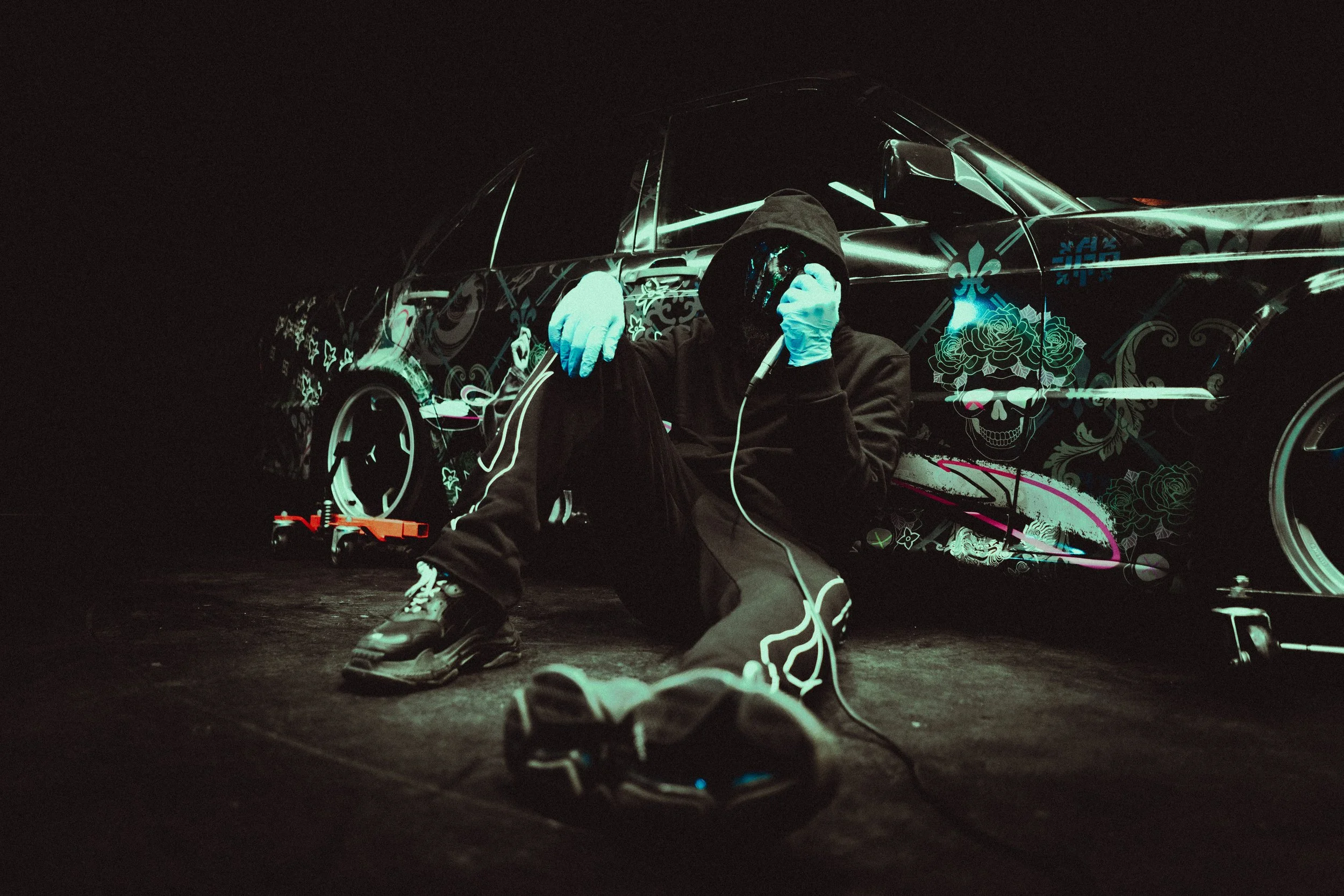 Guapi - Futurama (Official Video)