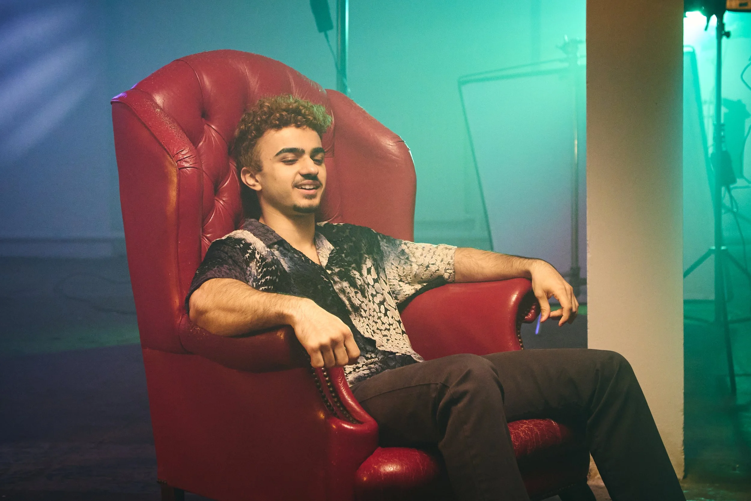 Ronzoni Hines - Last Night (Single)