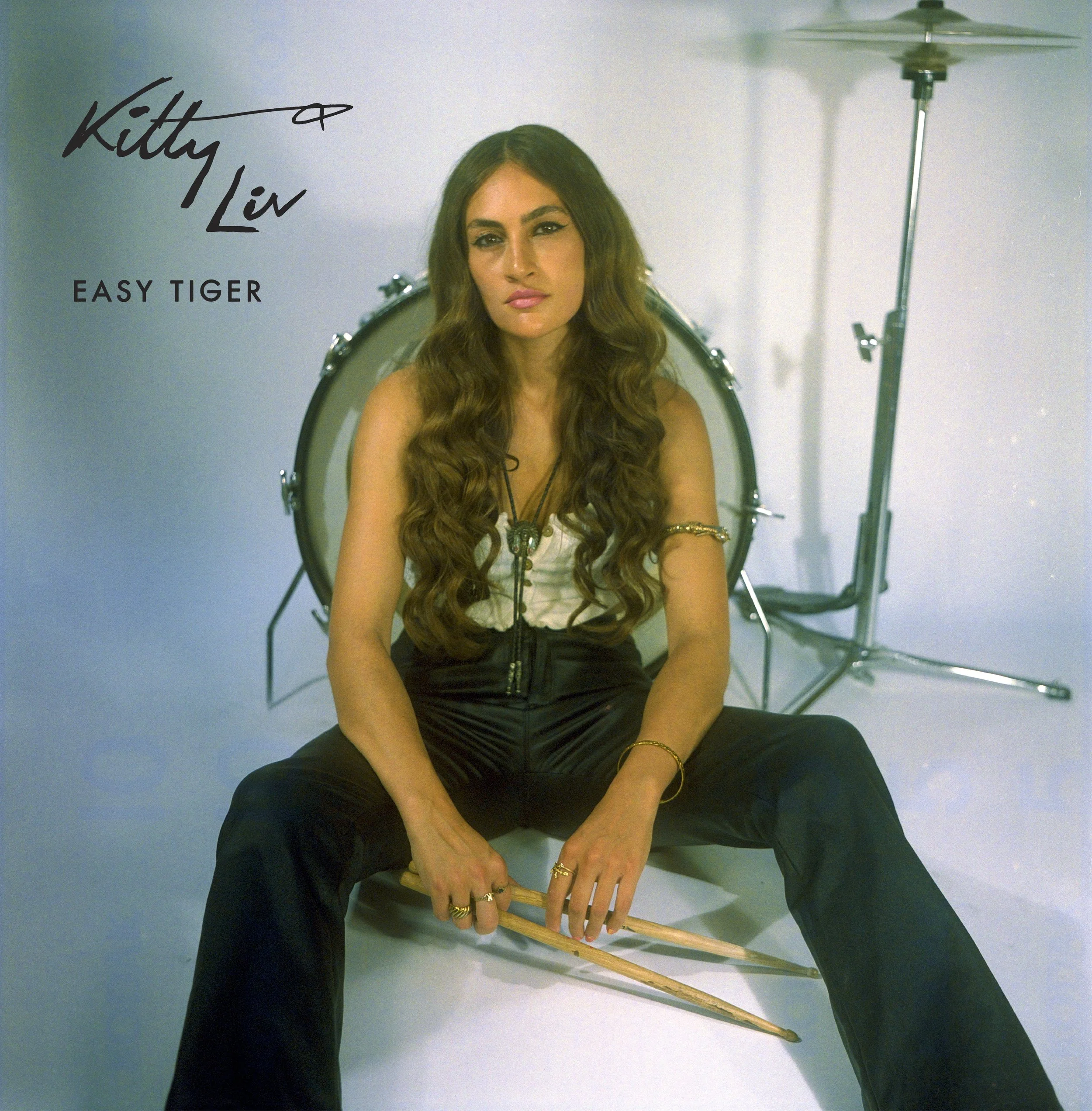 Kitty Liv - Easy Tiger (Album)