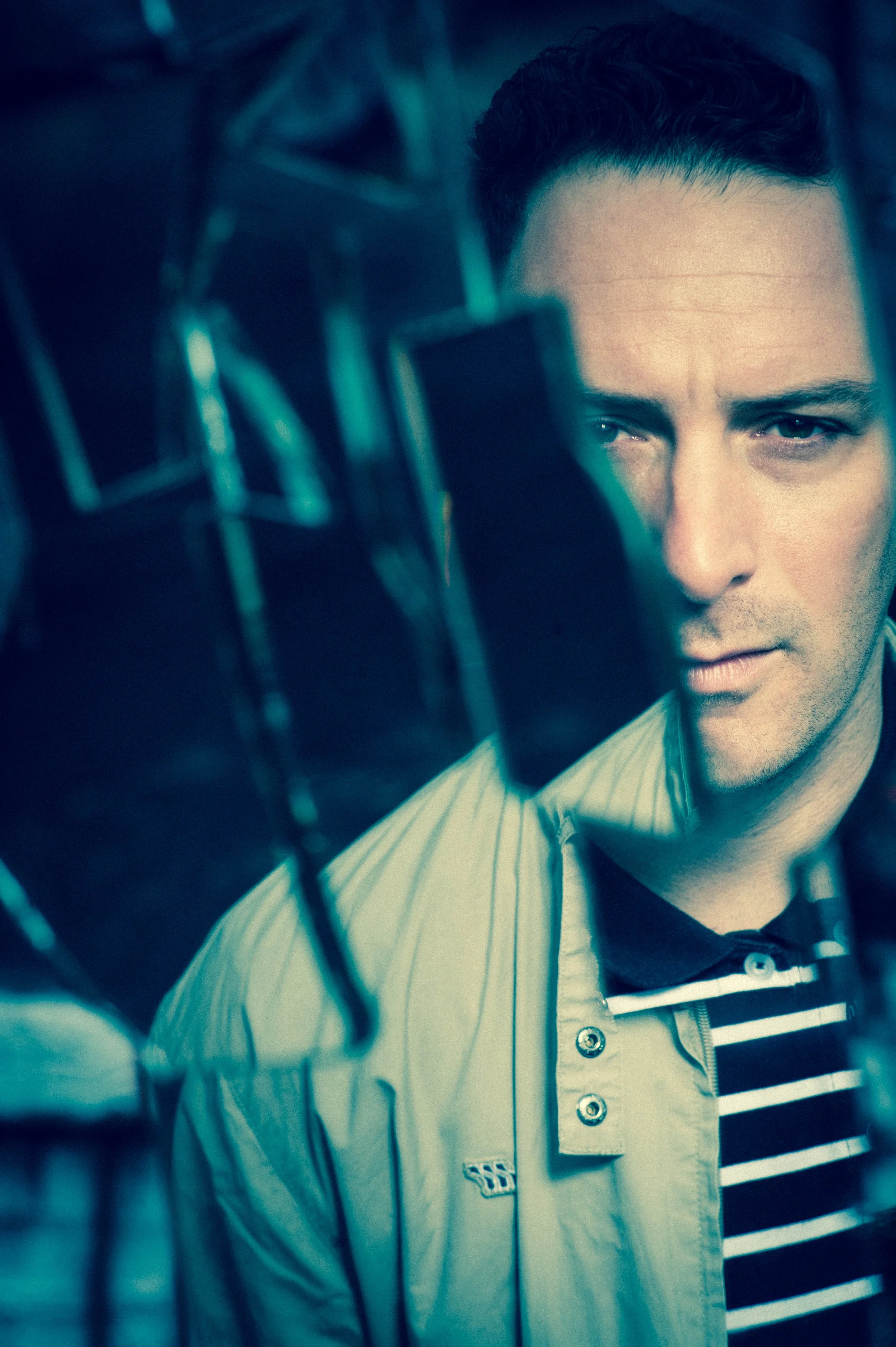 Silver Man - Don’t Leave Me (Single)