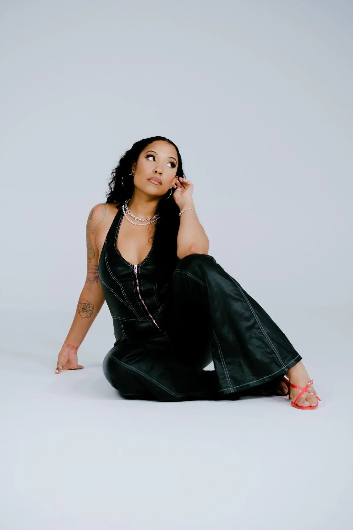 LARA’ - Luvology (Album)