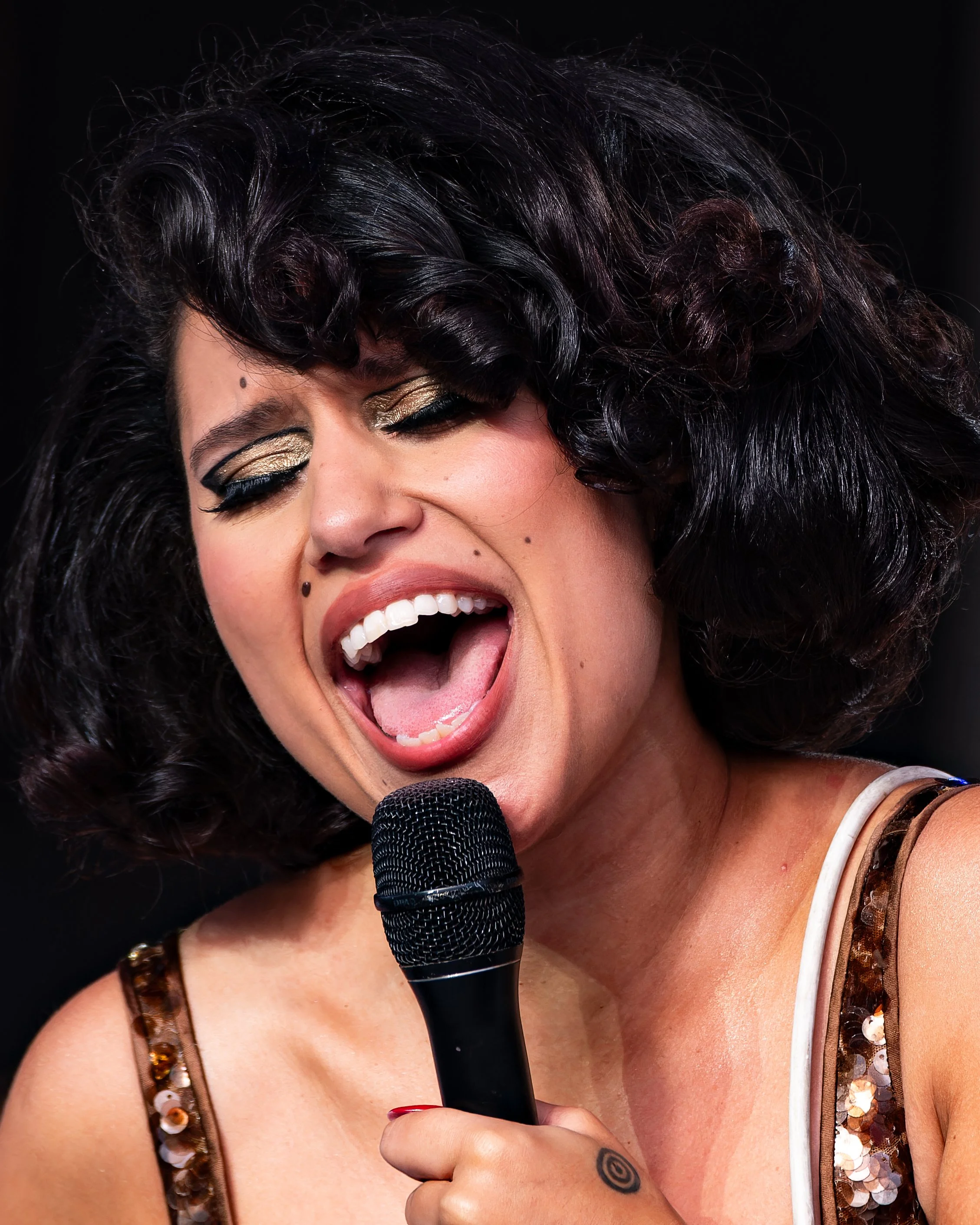 Reading-Festival-Day1-Raye-@crudshots-32.jpg