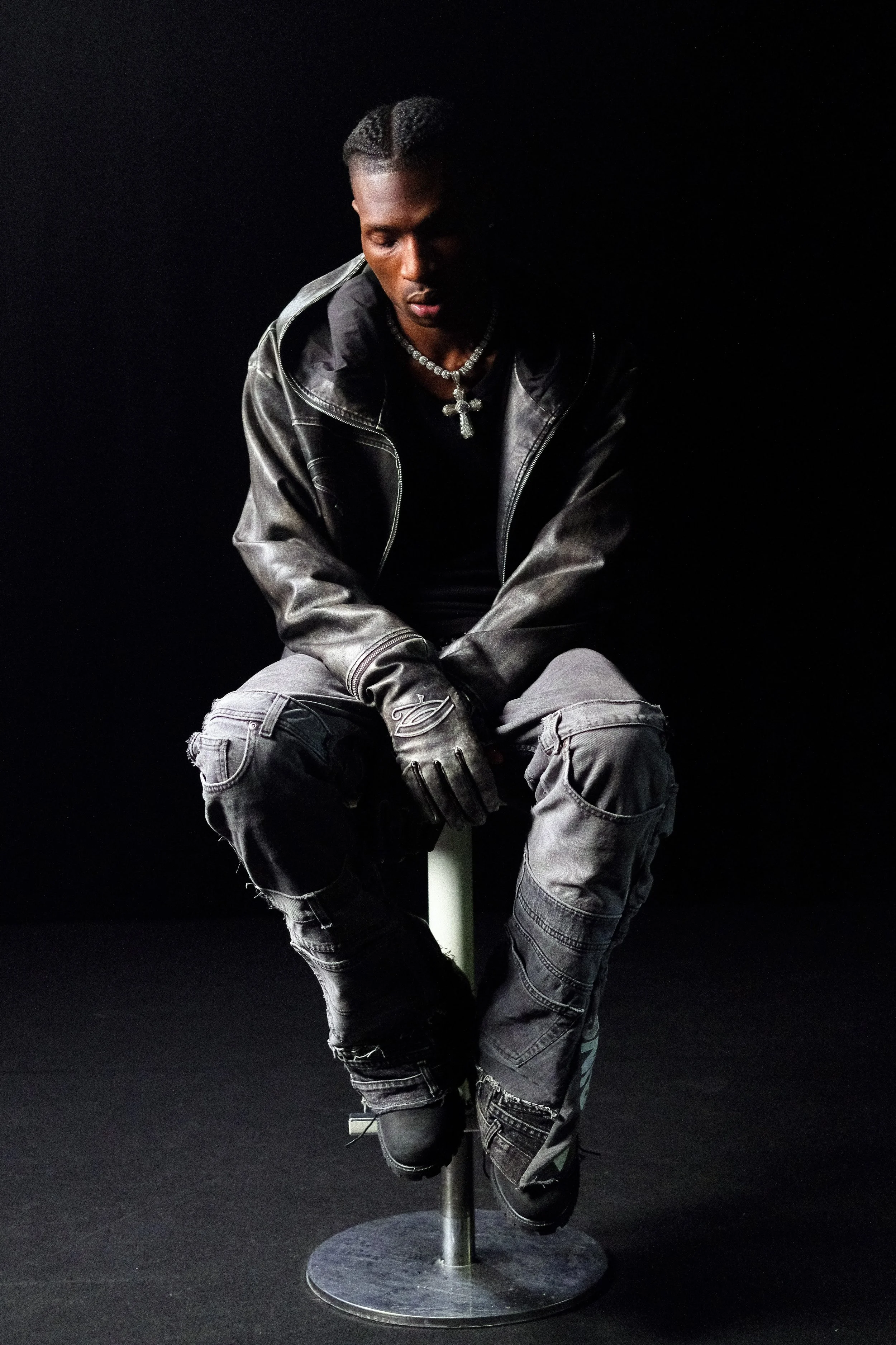 Travy - Forgive Me (Official Video)