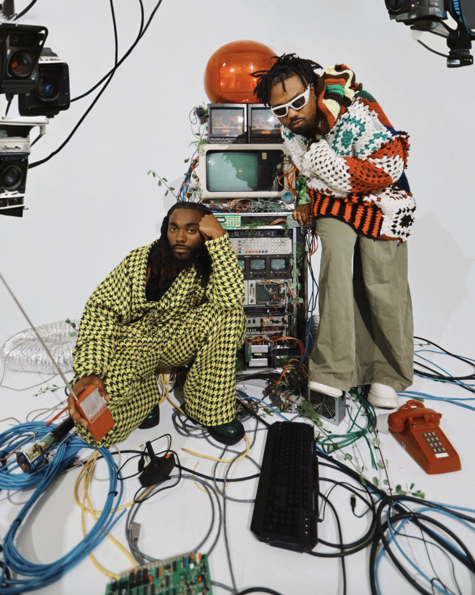 EarthGang ft: T-Pain - Love You More (Single)