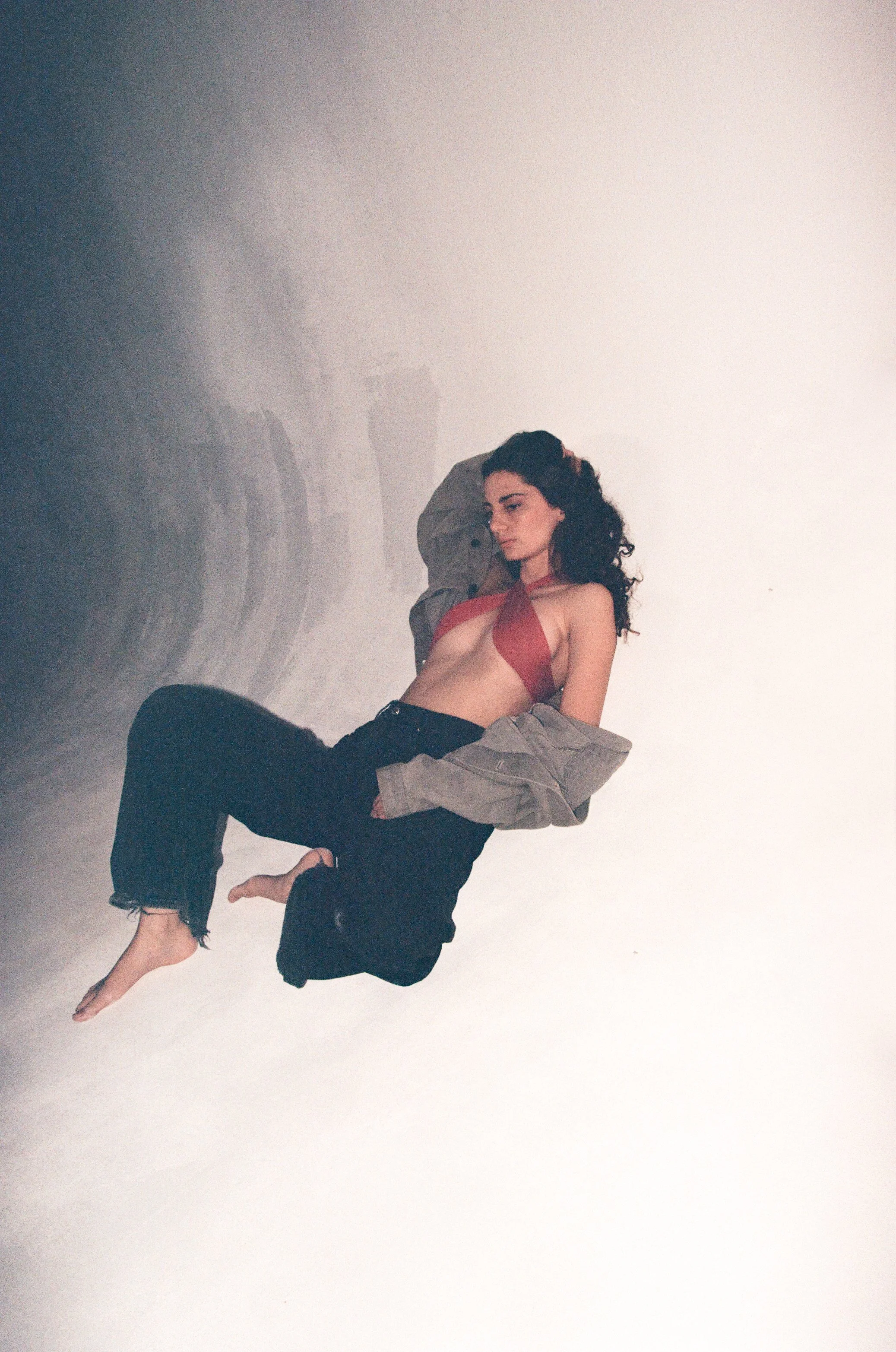 Nora Lilith - Now or Never (Single) + 10 Questions