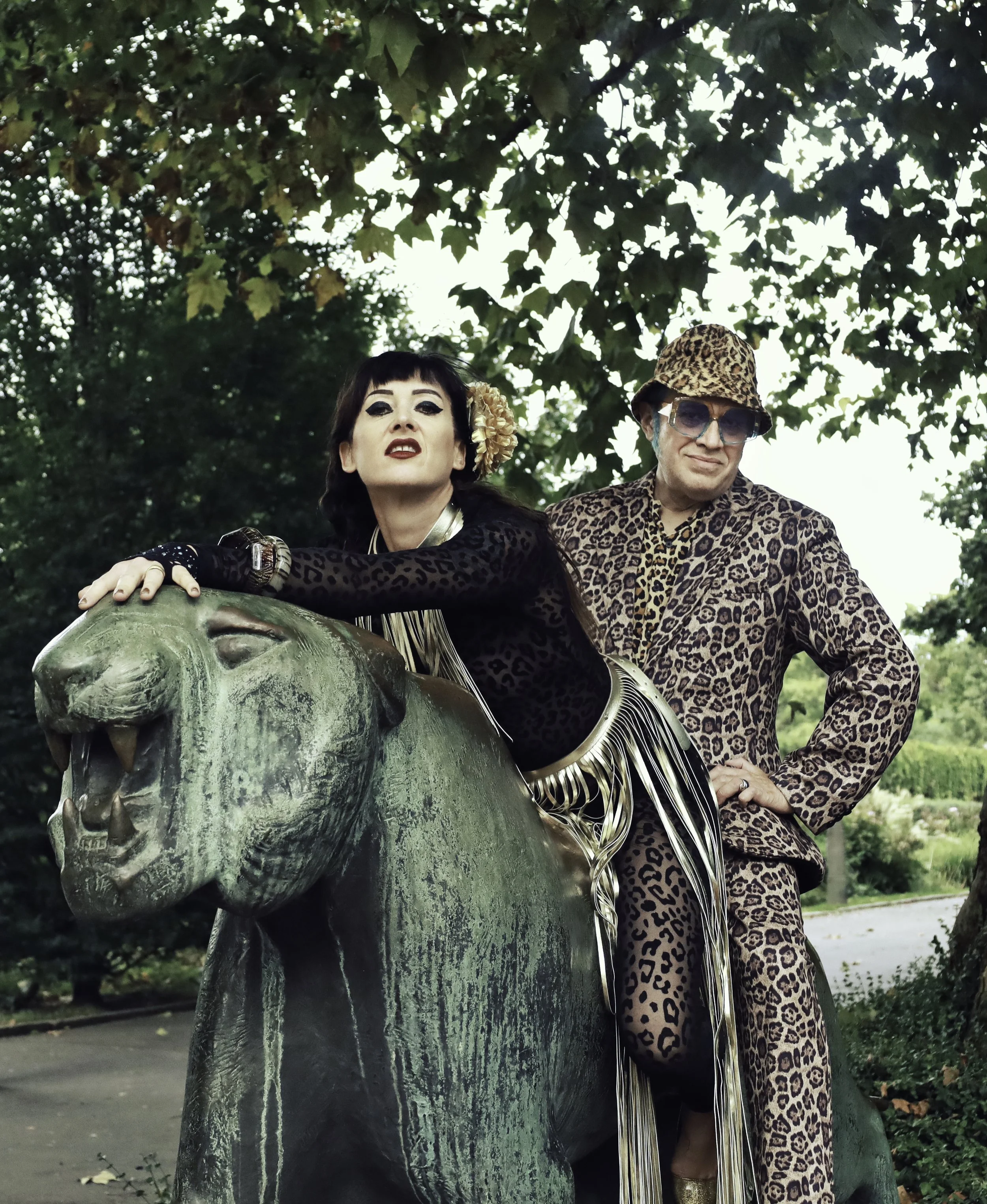 PREMIERE: Nauti Siren - Like An Animal (Single) + 10 Questions