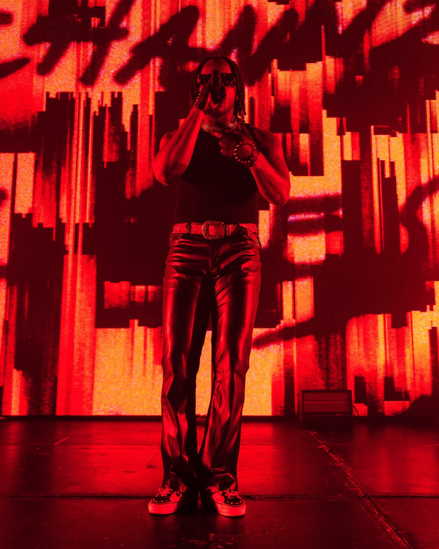 Channel-Tres-Outernet-06.jpg