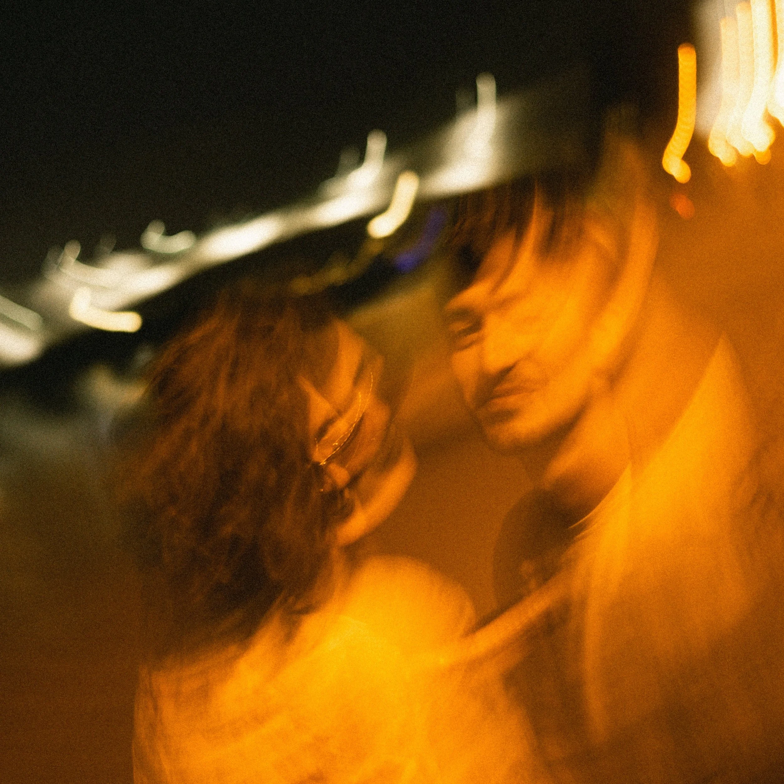 solo nour - tipsy (Single)