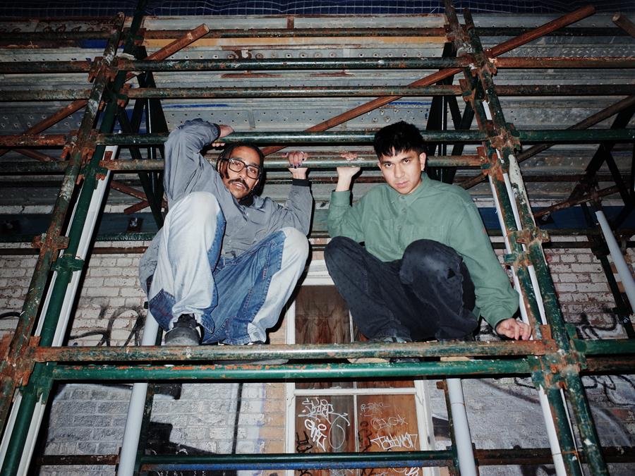 Teether &amp; Kuya Neil - ZOO (Official Video)